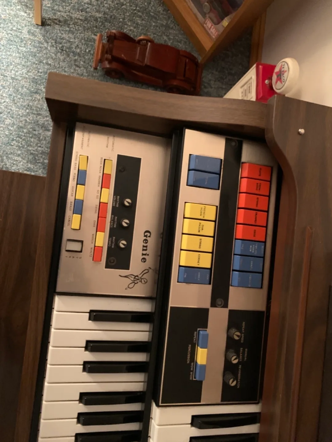 Vintage Gulbransen Genie Organ with Bench image indicator(2)