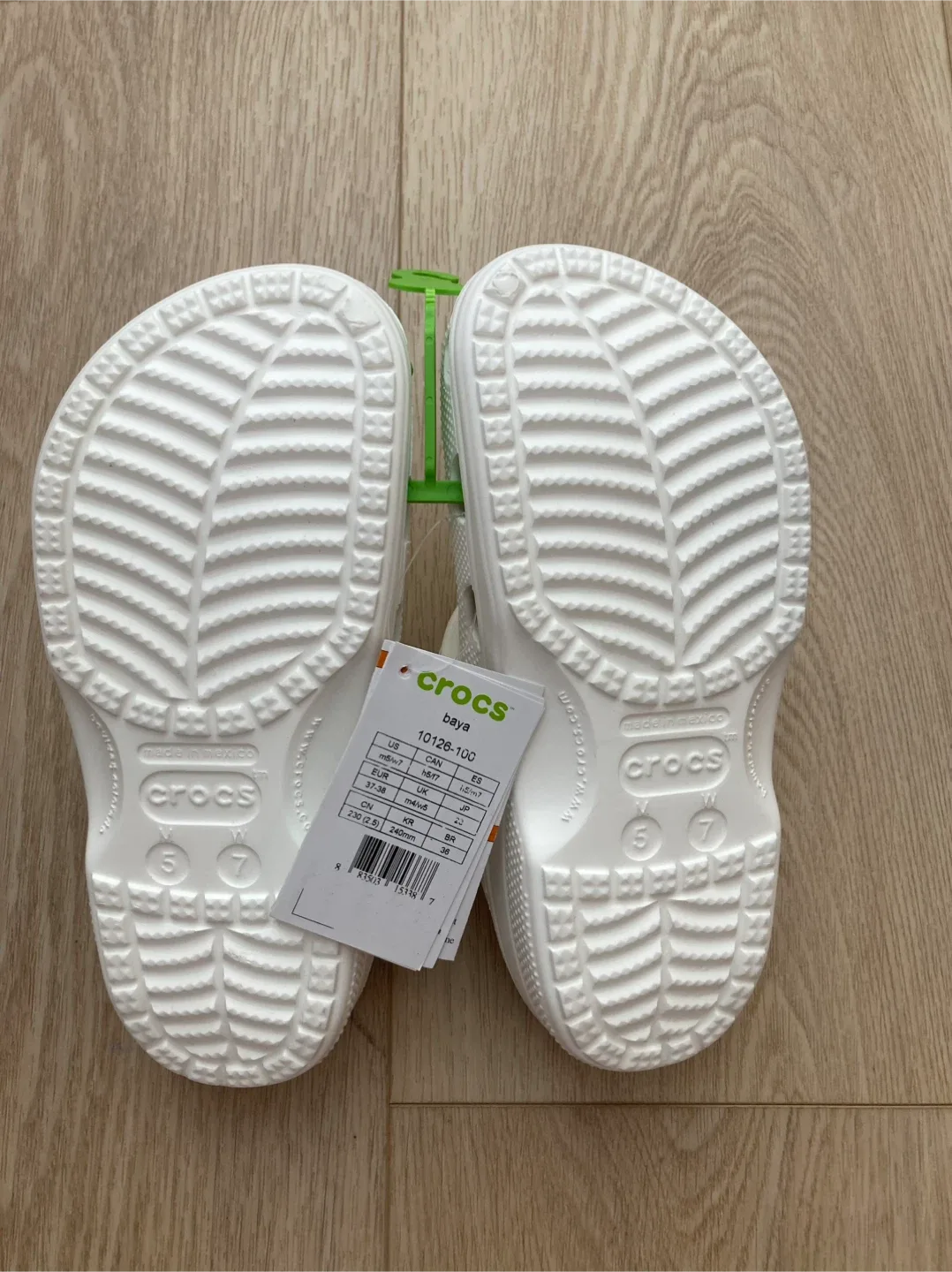 New Crocs Baya White US 5/7 image indicator(2)