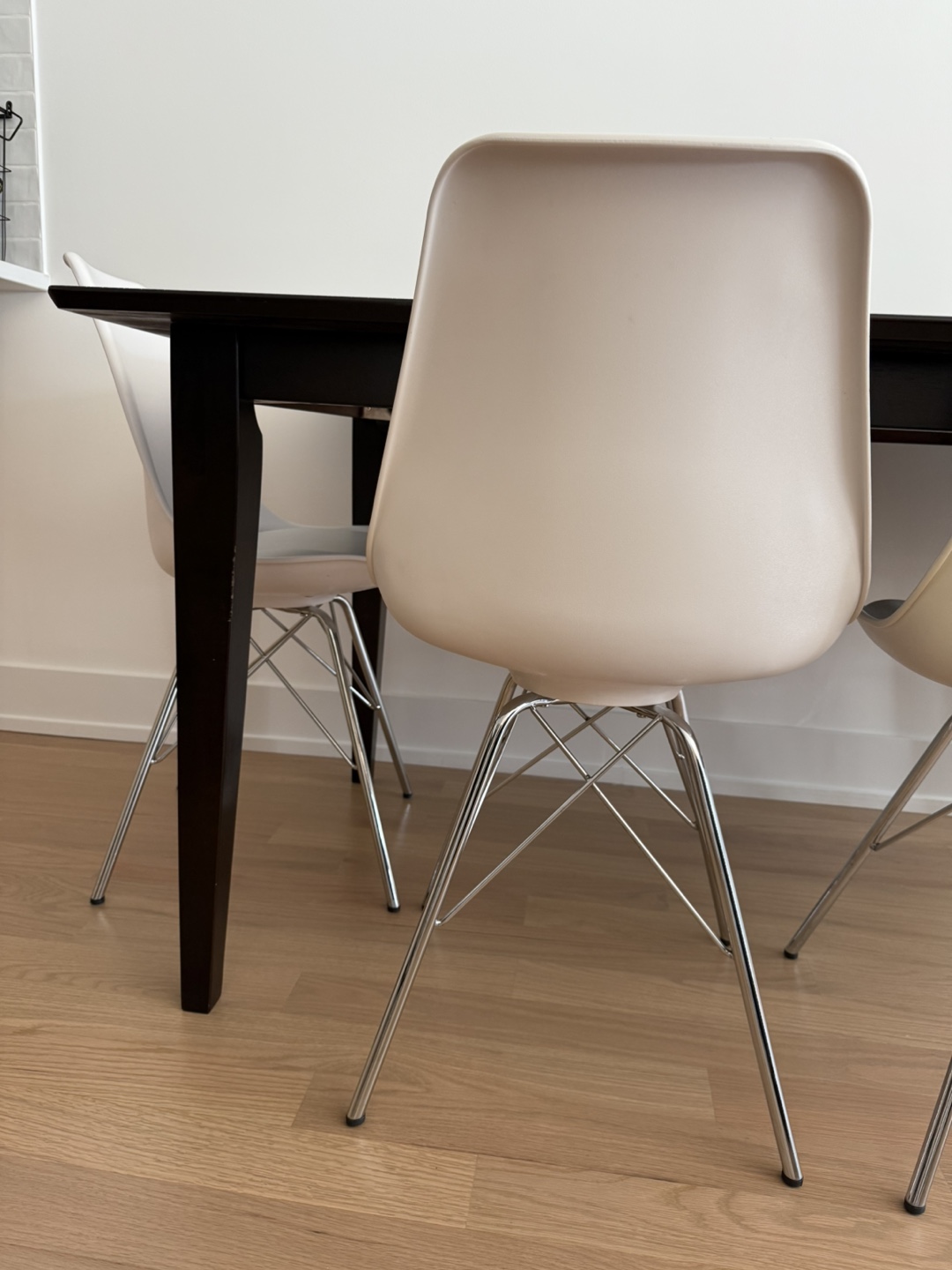 MOVING SALE - Dark Brown Dining Table with 4 Chairs - photo 5
