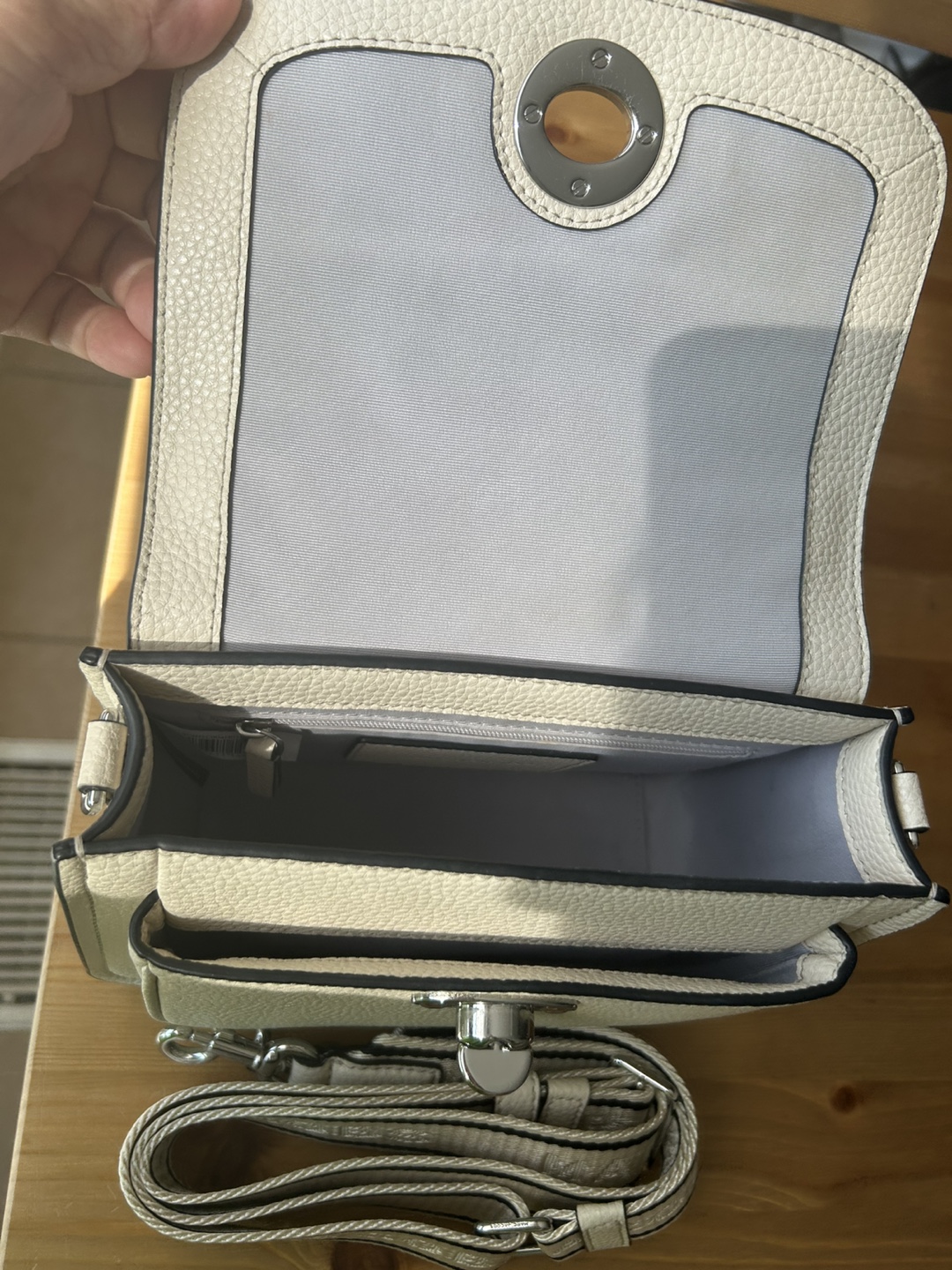 Marc Jacobs Leather Crossbody Bag - photo 2