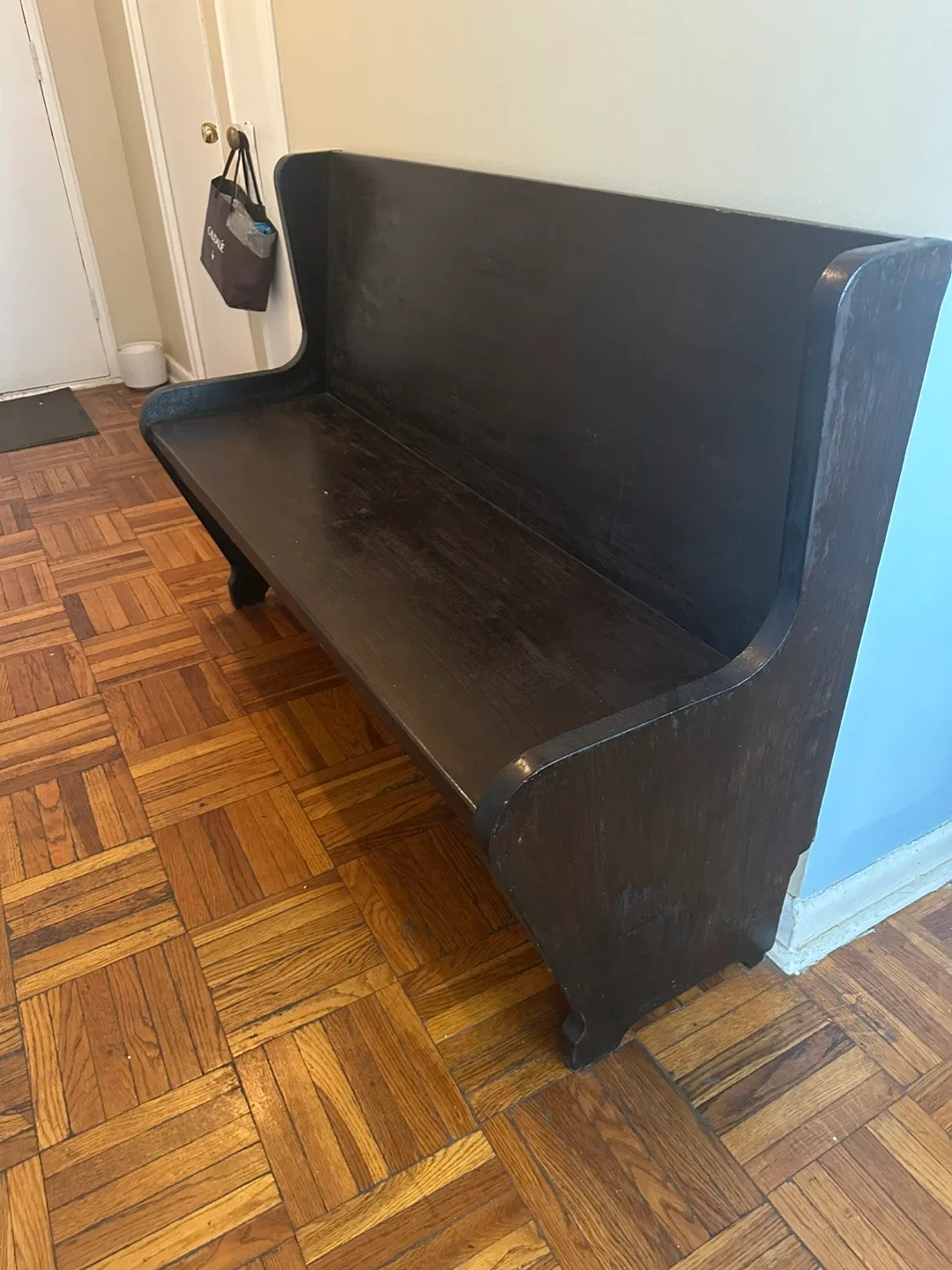 Wooden Bench image indicator(2)