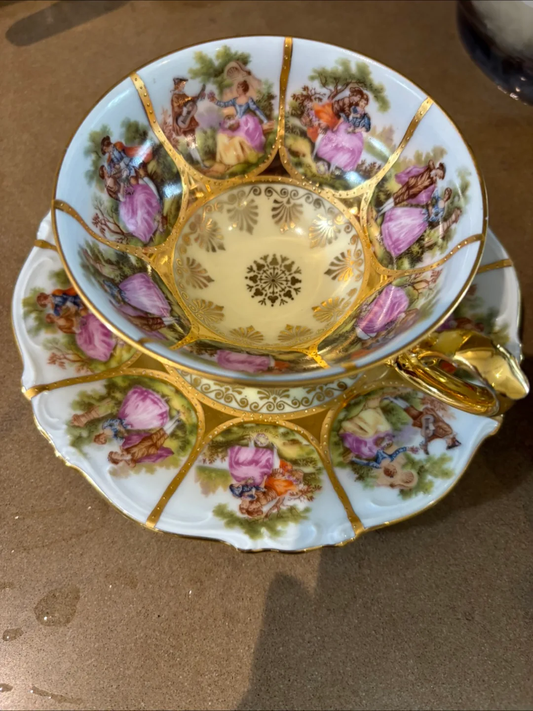 Vintage Porcelain Tea Cup & Saucer Set image indicator(2)