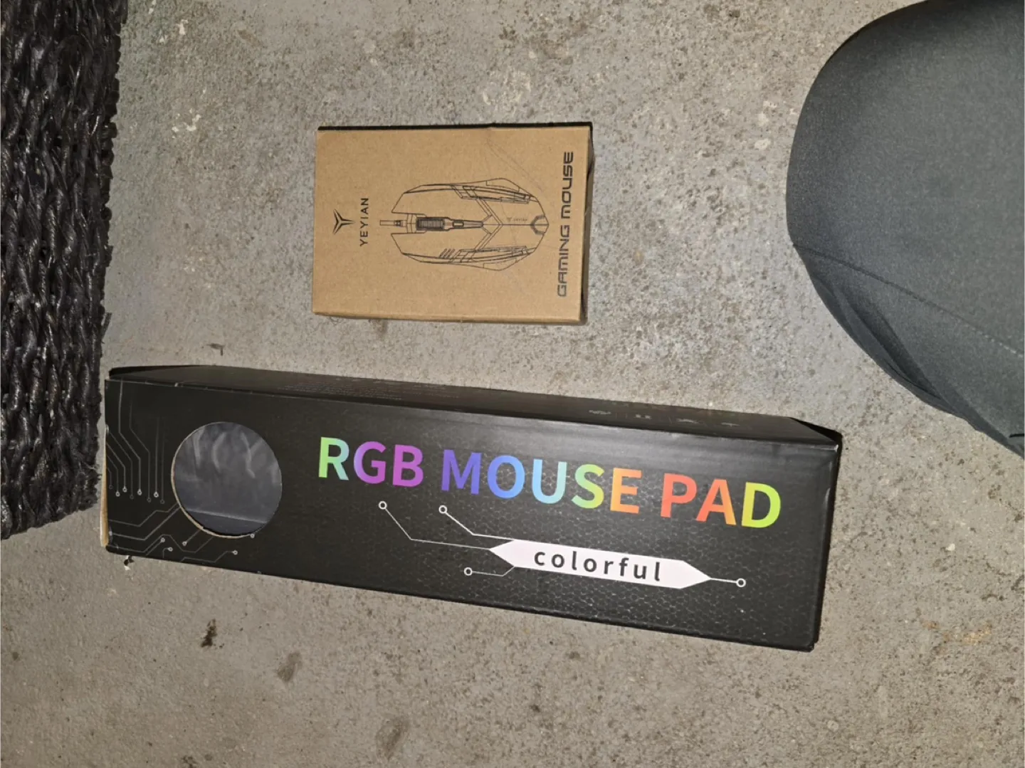 YEYIAN Gaming Mouse & RGB Mouse Pad - New in Box! thumbnail