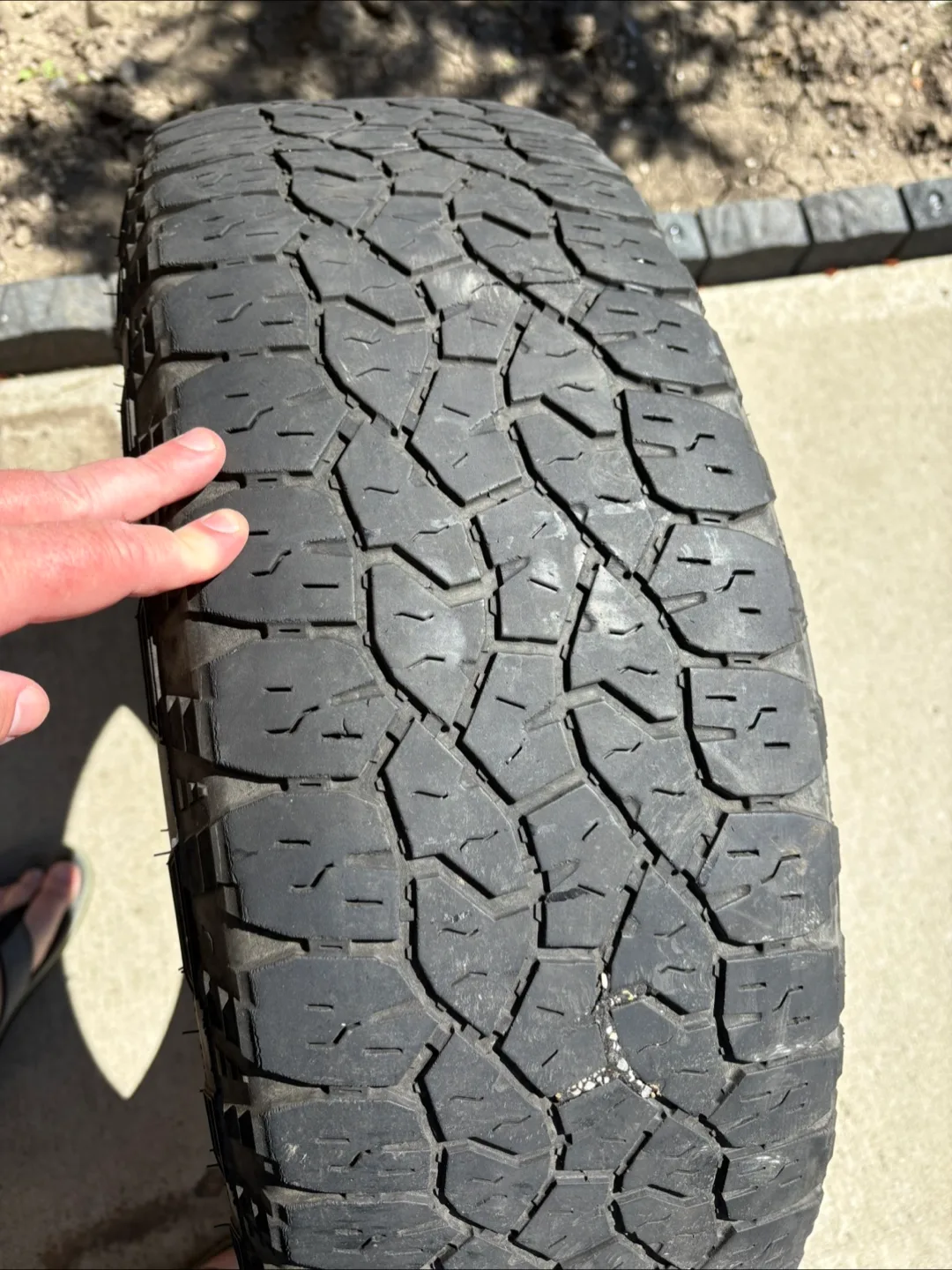 Goodyear Wrangler AT Tire - 245/65R17 image indicator(2)