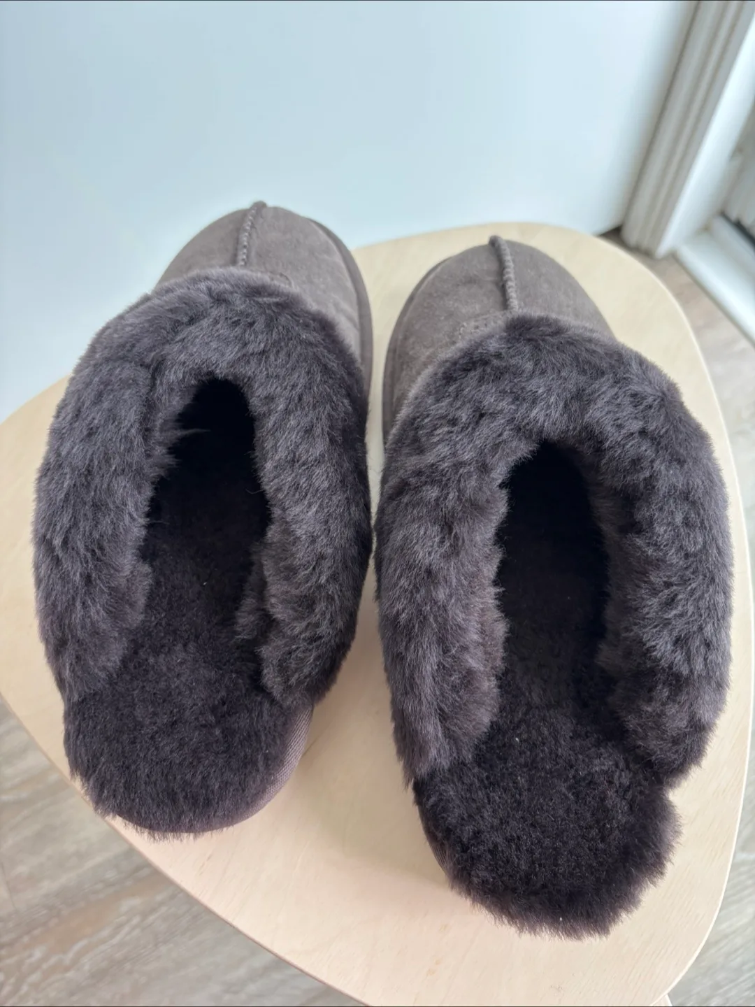 NEW UGG Coquette Chocolate Suede Slippers - Size 6 image indicator(5)
