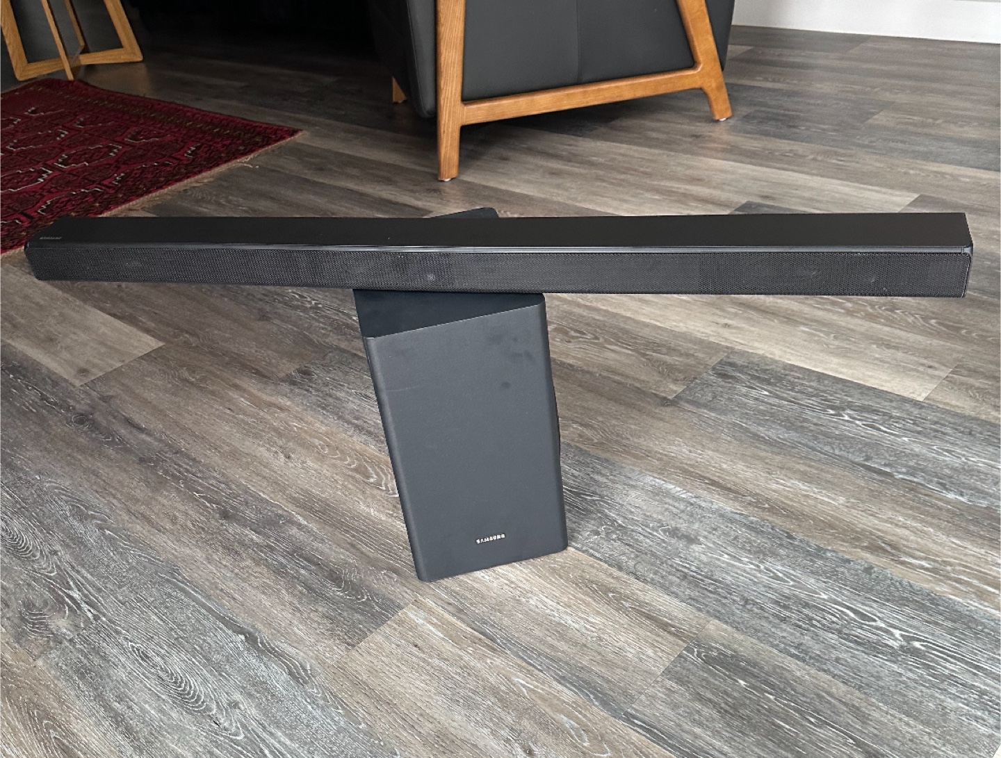 Samsung 3.1 Channel 340W Soundbar HW-R650