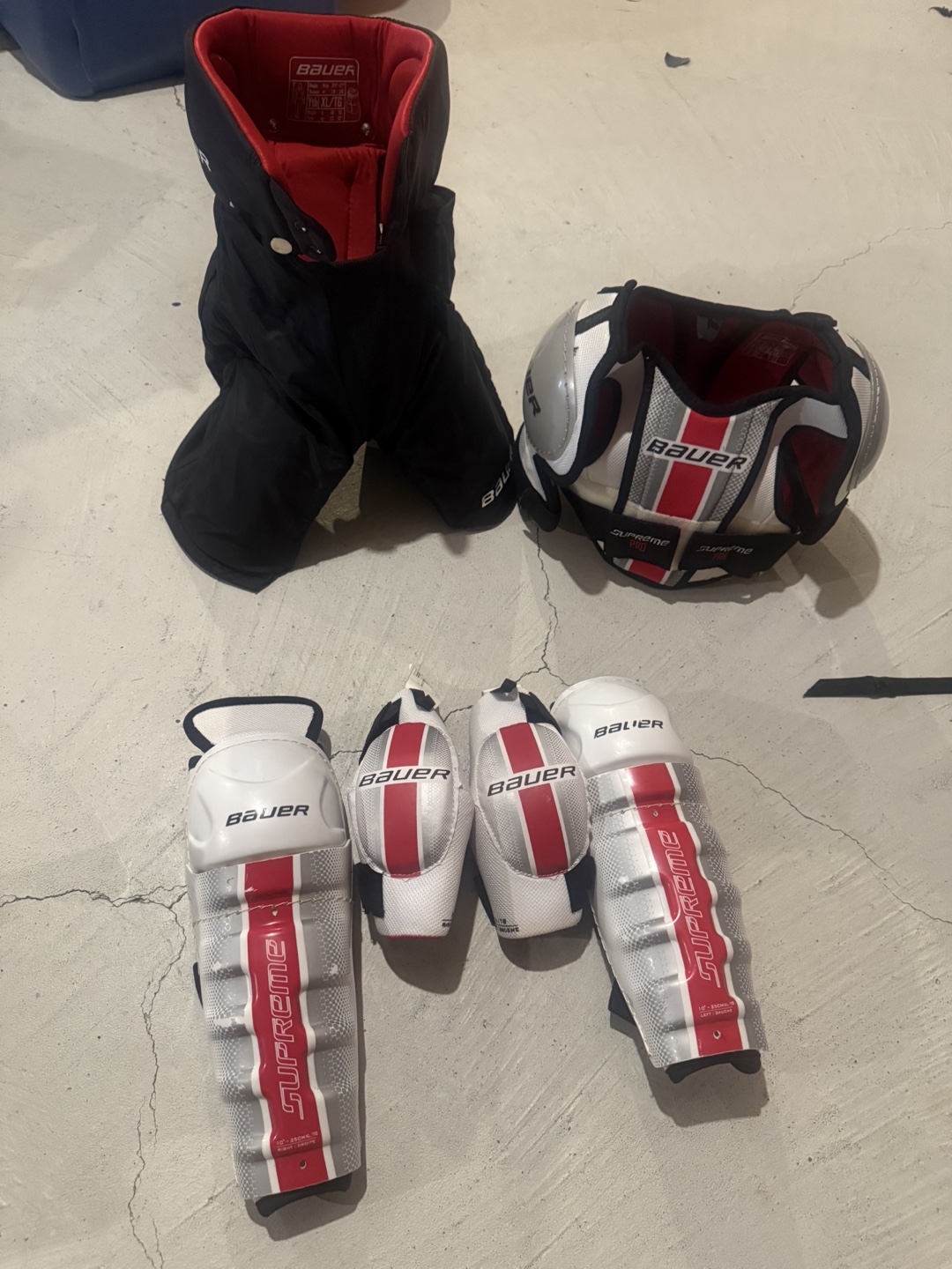 Bauer Supreme Hockey Protective Gear Set - photo 3