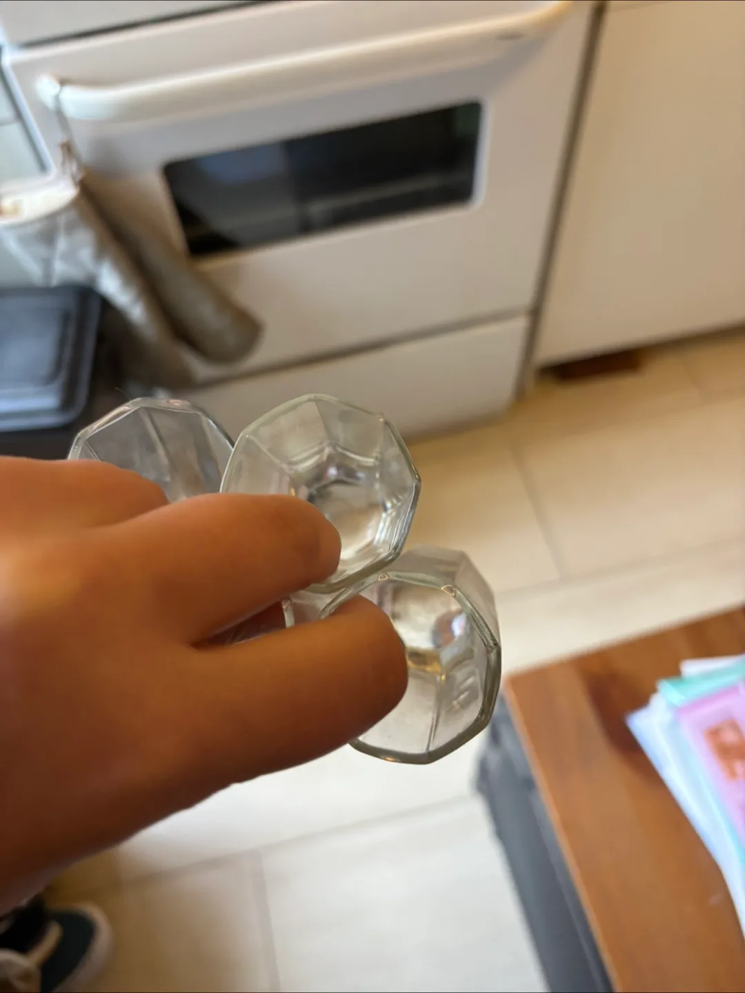 4 x Shot glasses image indicator(2)