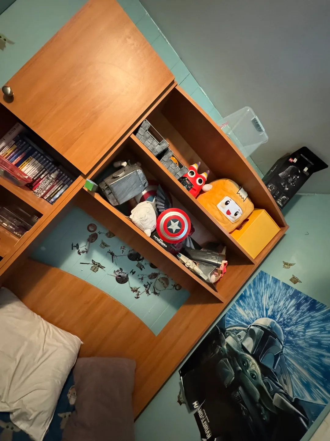 Twin Bed with storage and drawers image indicator(3)