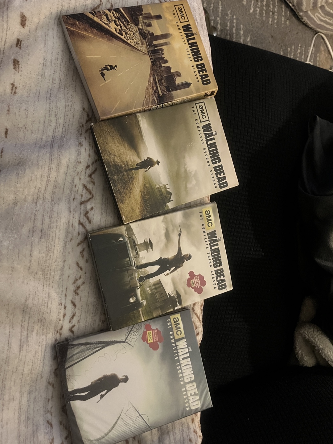 The Walking Dead Comic Books & DVD Partial Set - photo 3