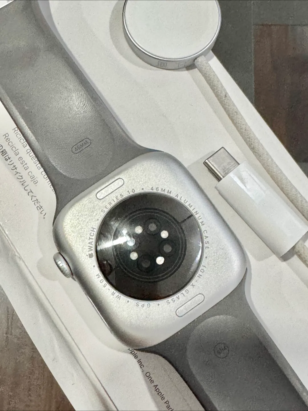 Apple Watch Series 10 46mm Aluminum Case - New! image indicator(3)
