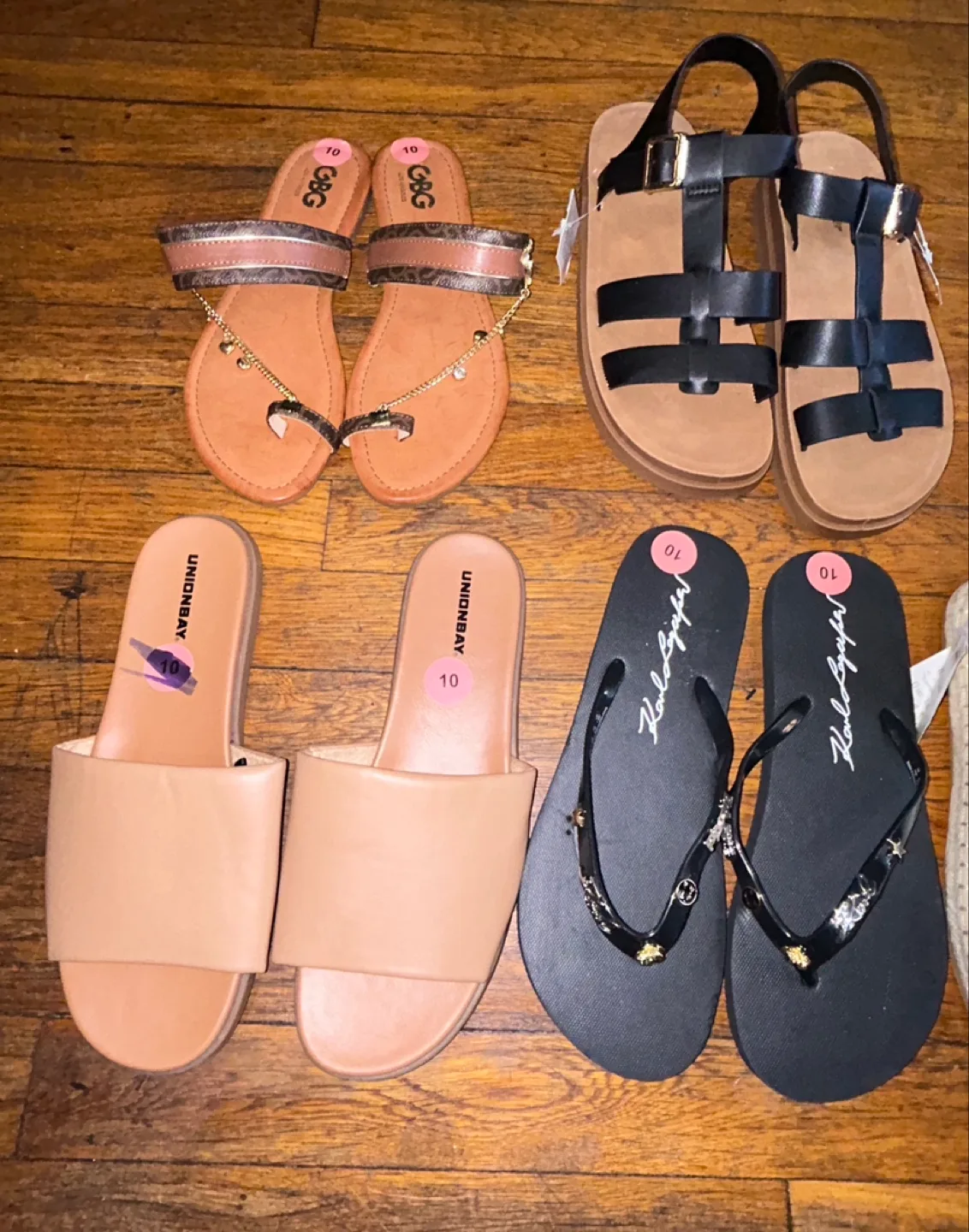 Women's Size 10 Sandals and slides thumbnail