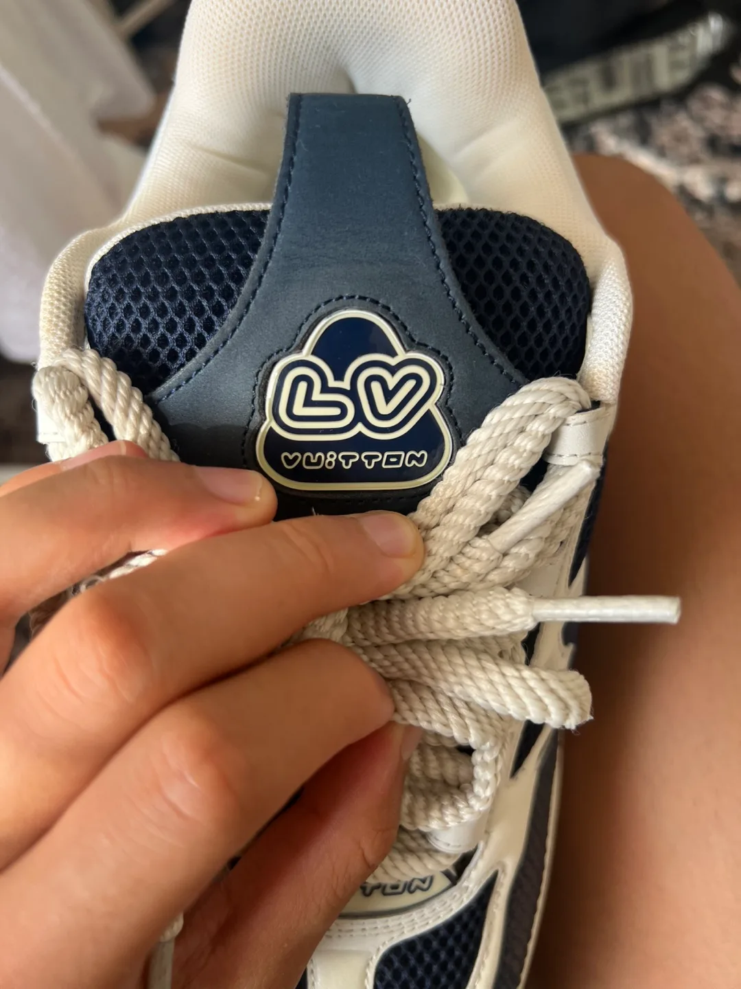 Lv scate size 7.5 image indicator(6)