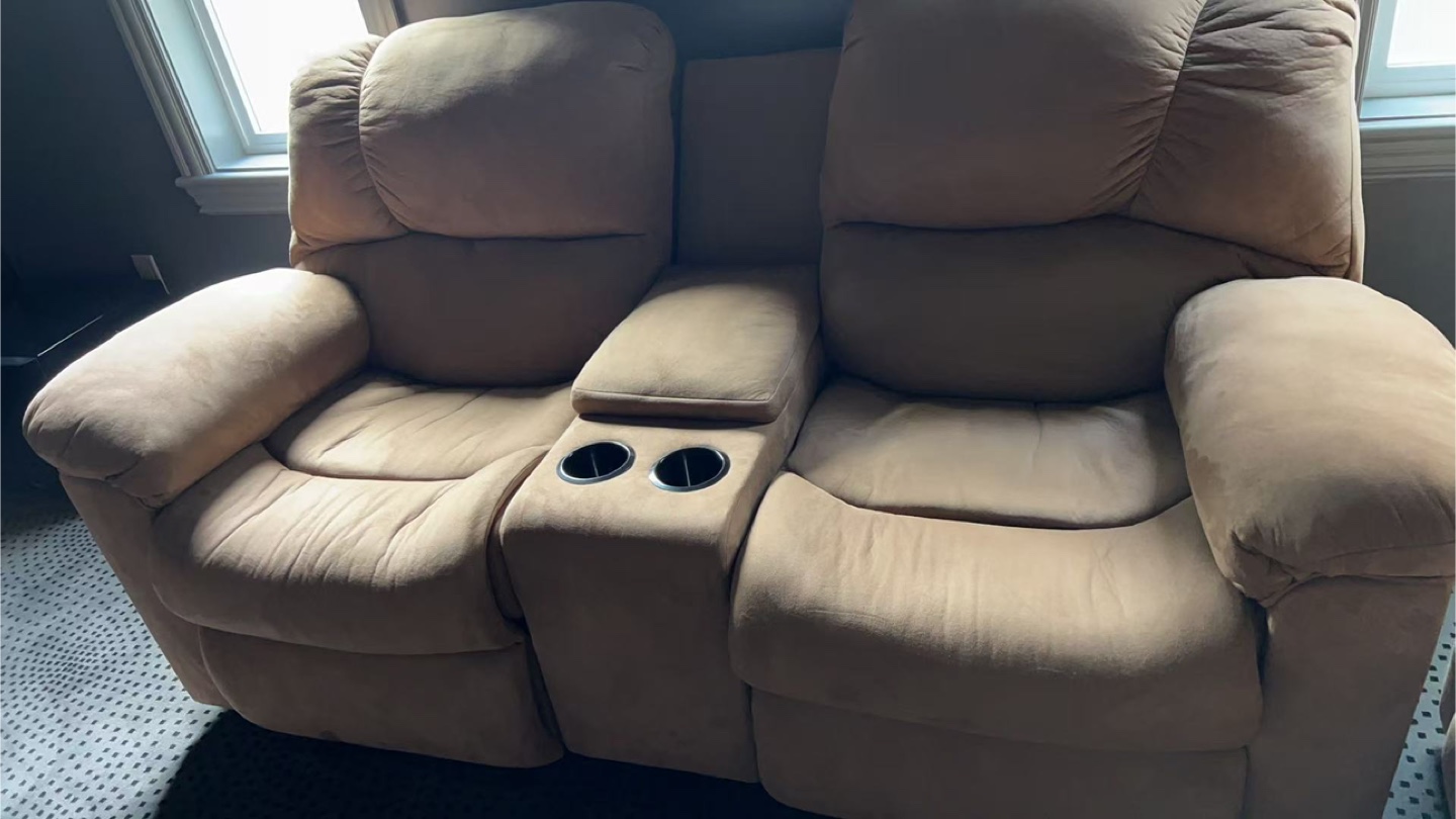 Double Reclining Loveseat