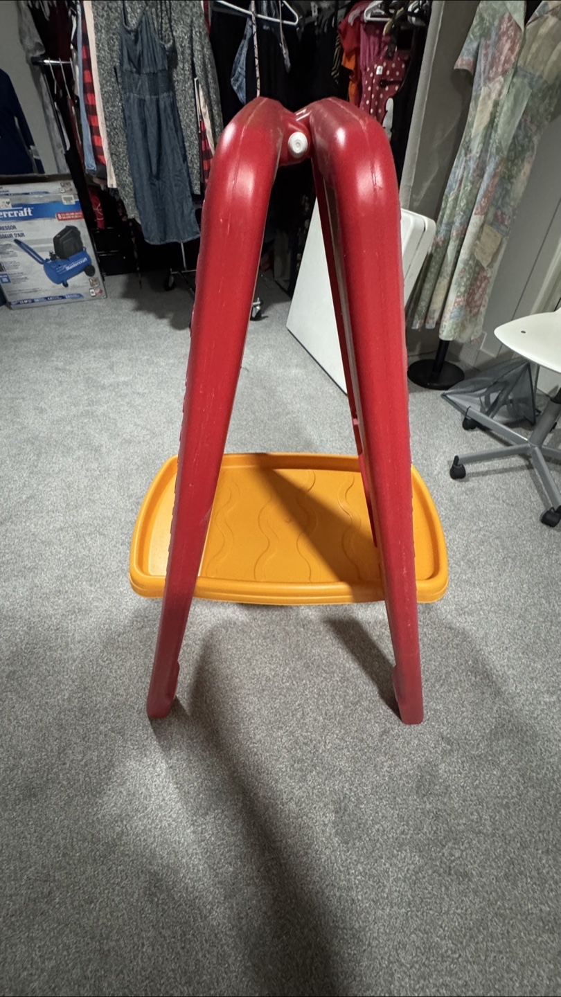 Step2 Easel for Kids - Red & Yellow - photo 2