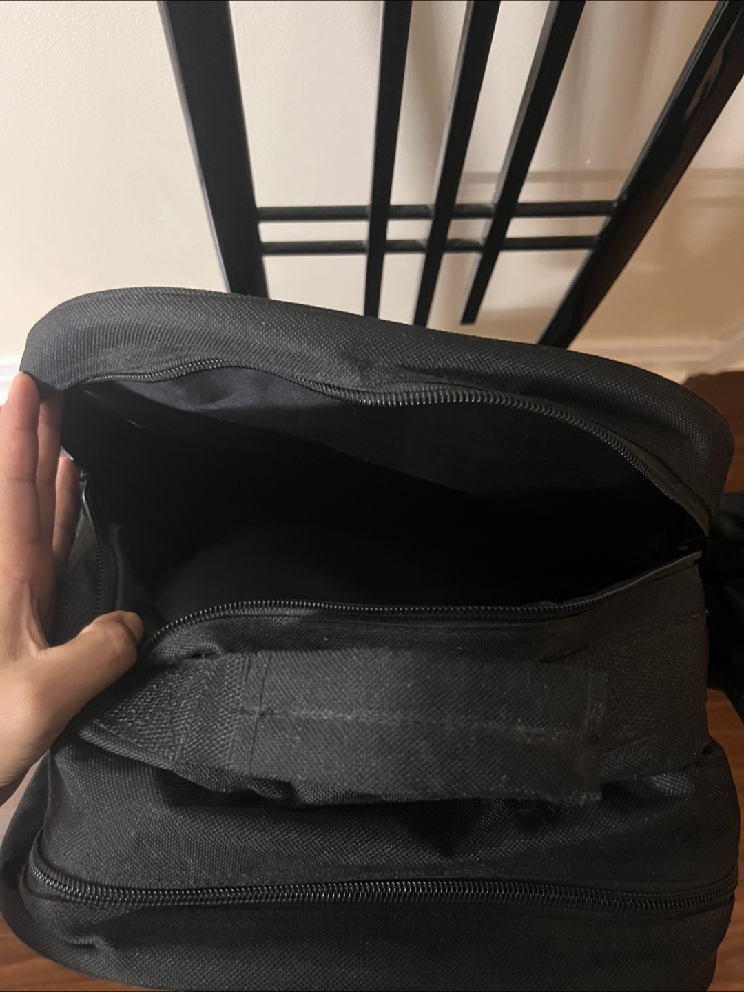 Robins Appleby & Taub Picnic Backpack - photo 3