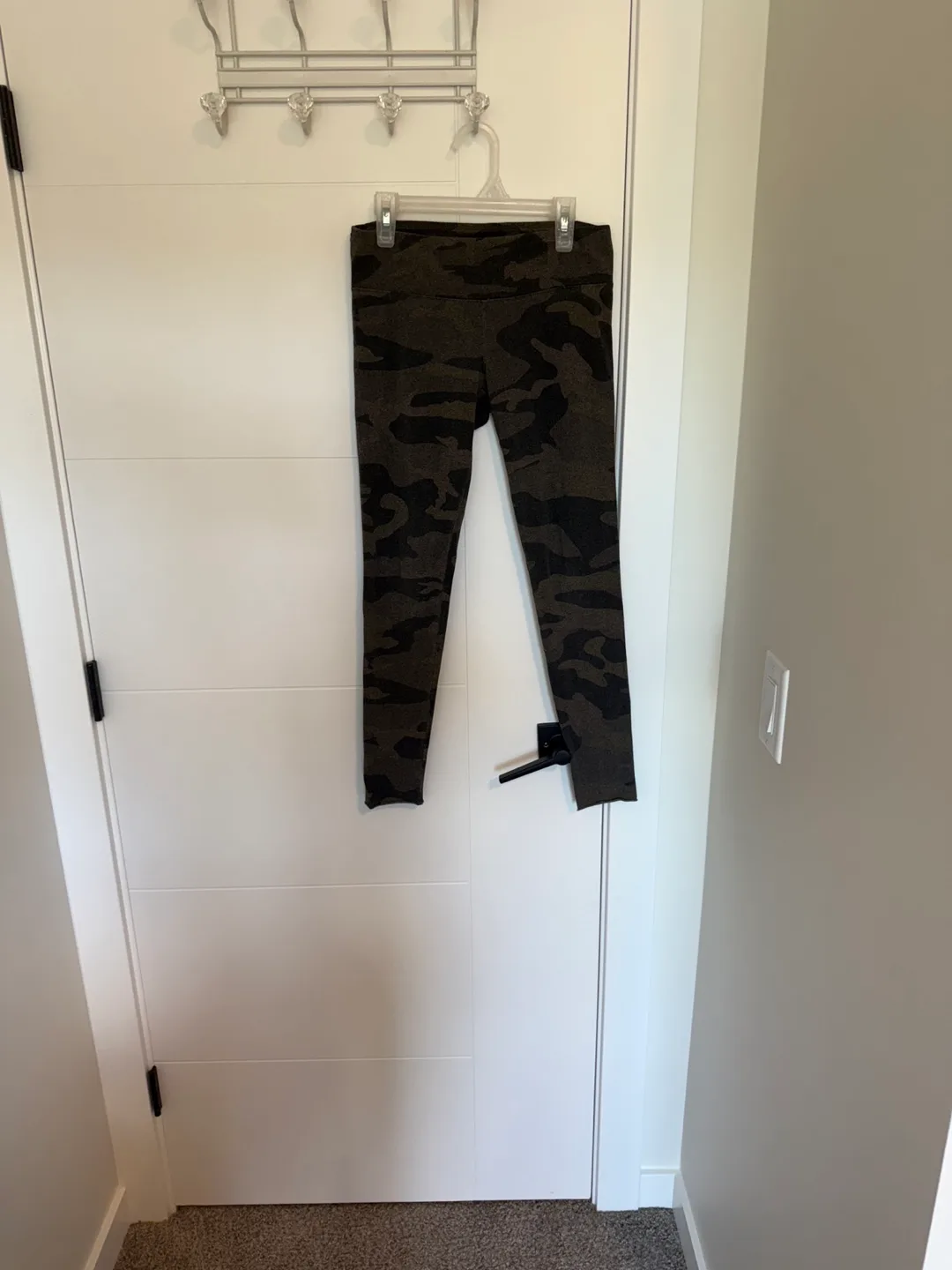 TNA Camo Leggings thumbnail