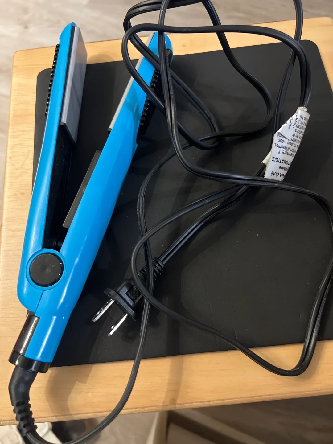 Revlon Hair Straightener - Blue thumbnail
