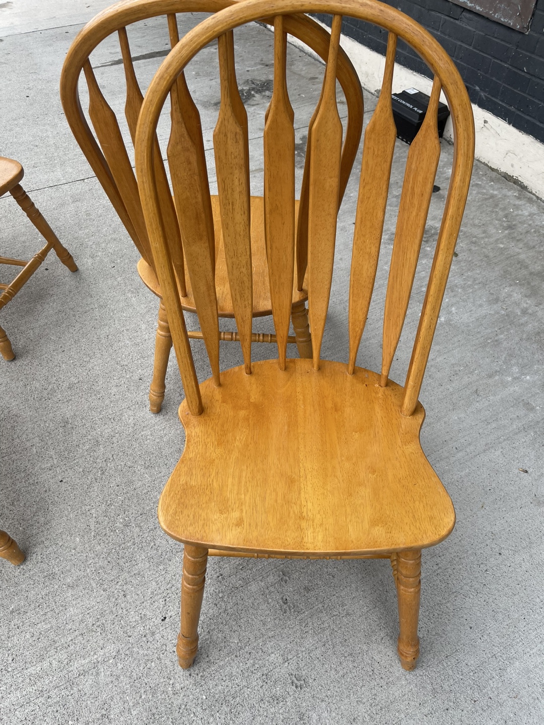 Set of 4 Wooden Windsor Chairs - photo 4