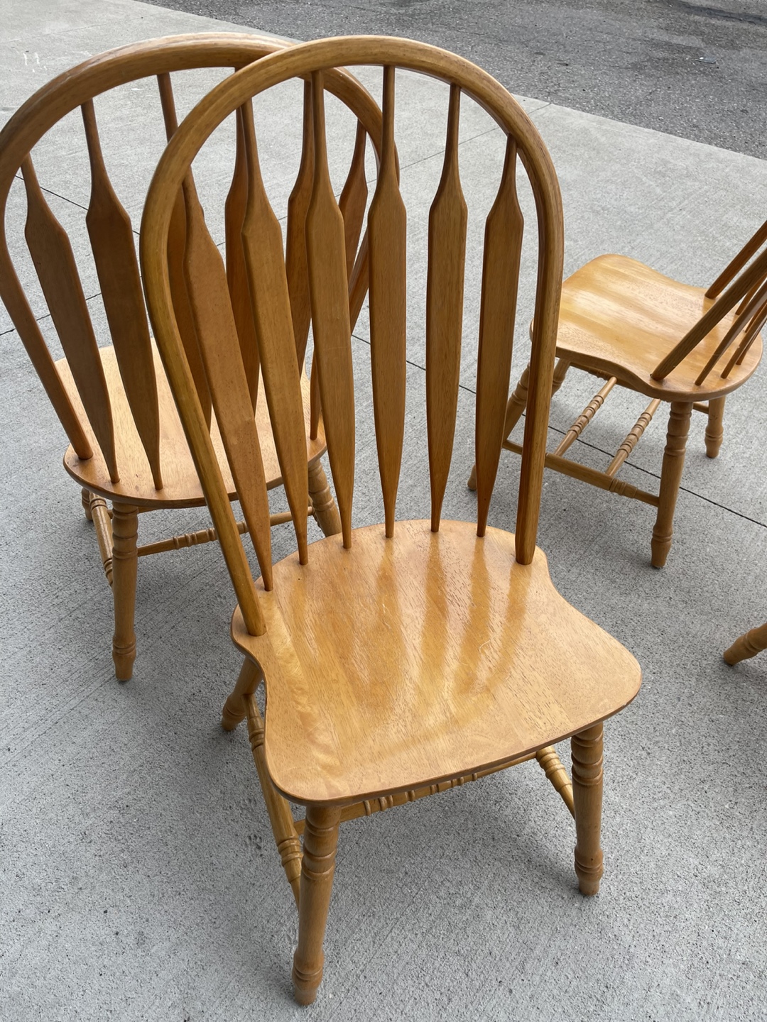 Set of 4 Wooden Windsor Chairs - photo 2
