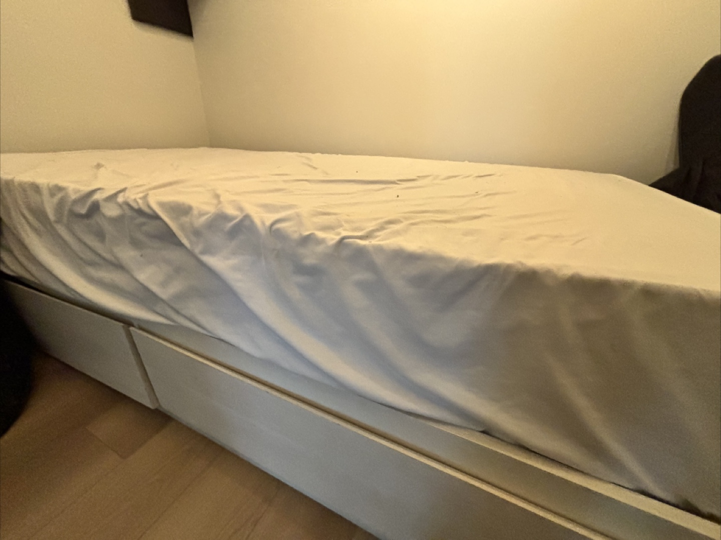 Single bed with storage