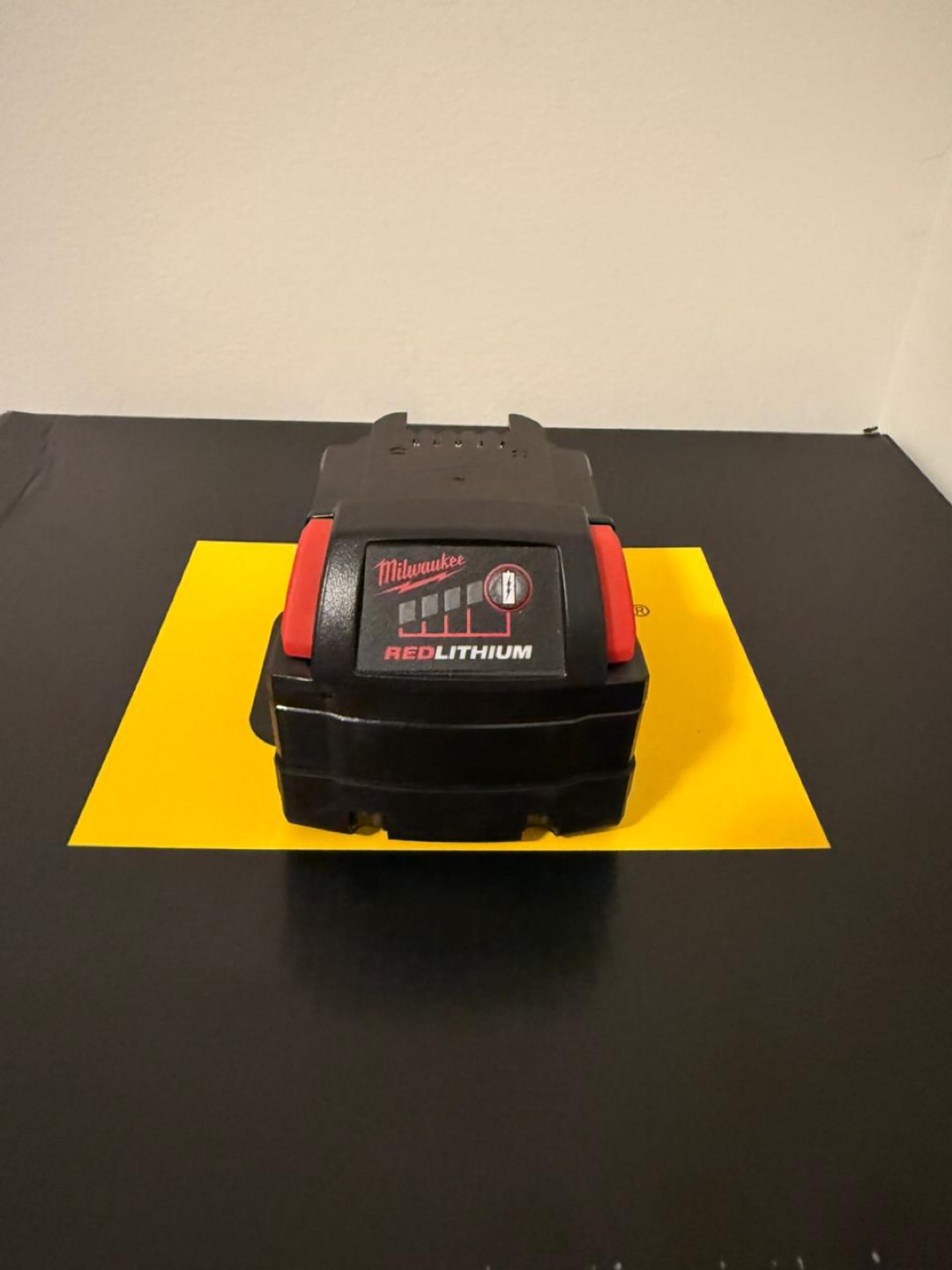 Milwaukee M18 REDLITHIUM XC 3.0 Battery - photo 2