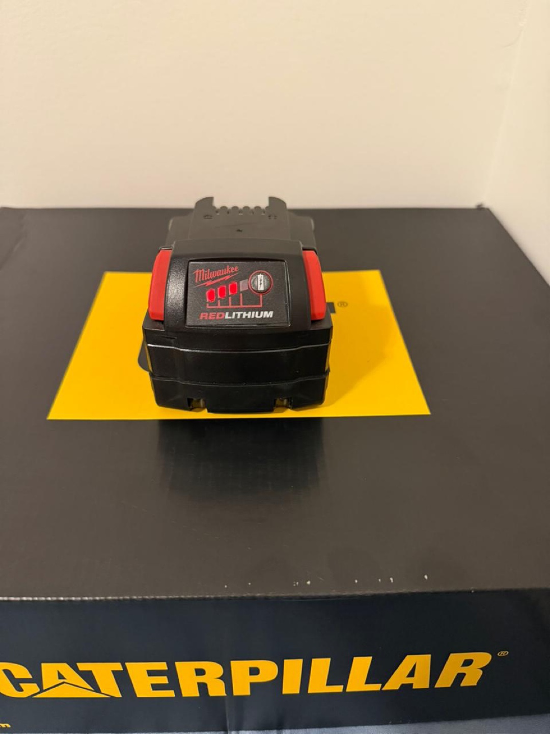 Milwaukee M18 REDLITHIUM XC 3.0 Battery - photo 3