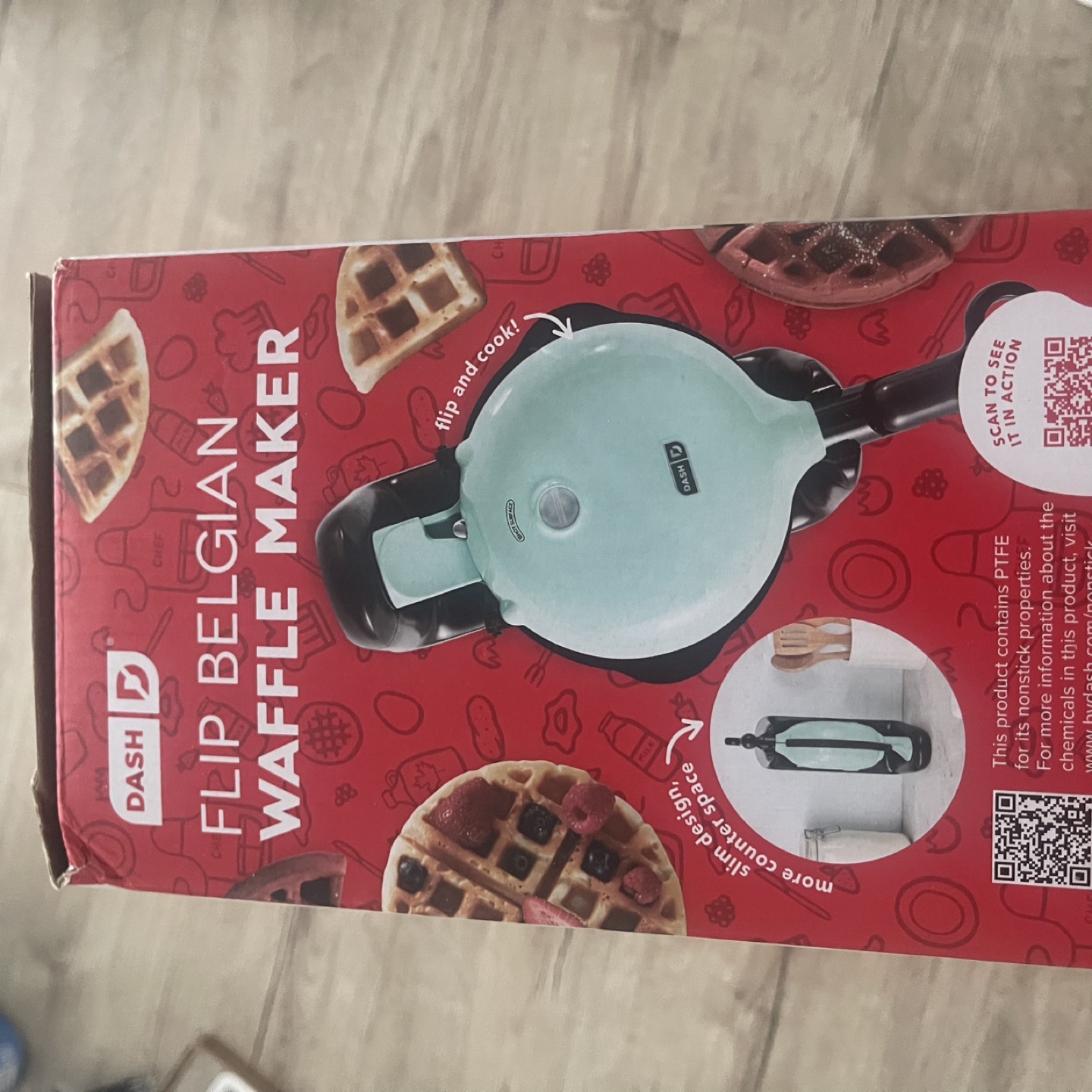 New Dash Flip Belgian Waffle Maker - photo 4