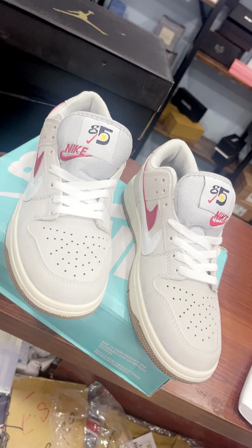 Nike SB Dunk Low 85 image indicator(8)
