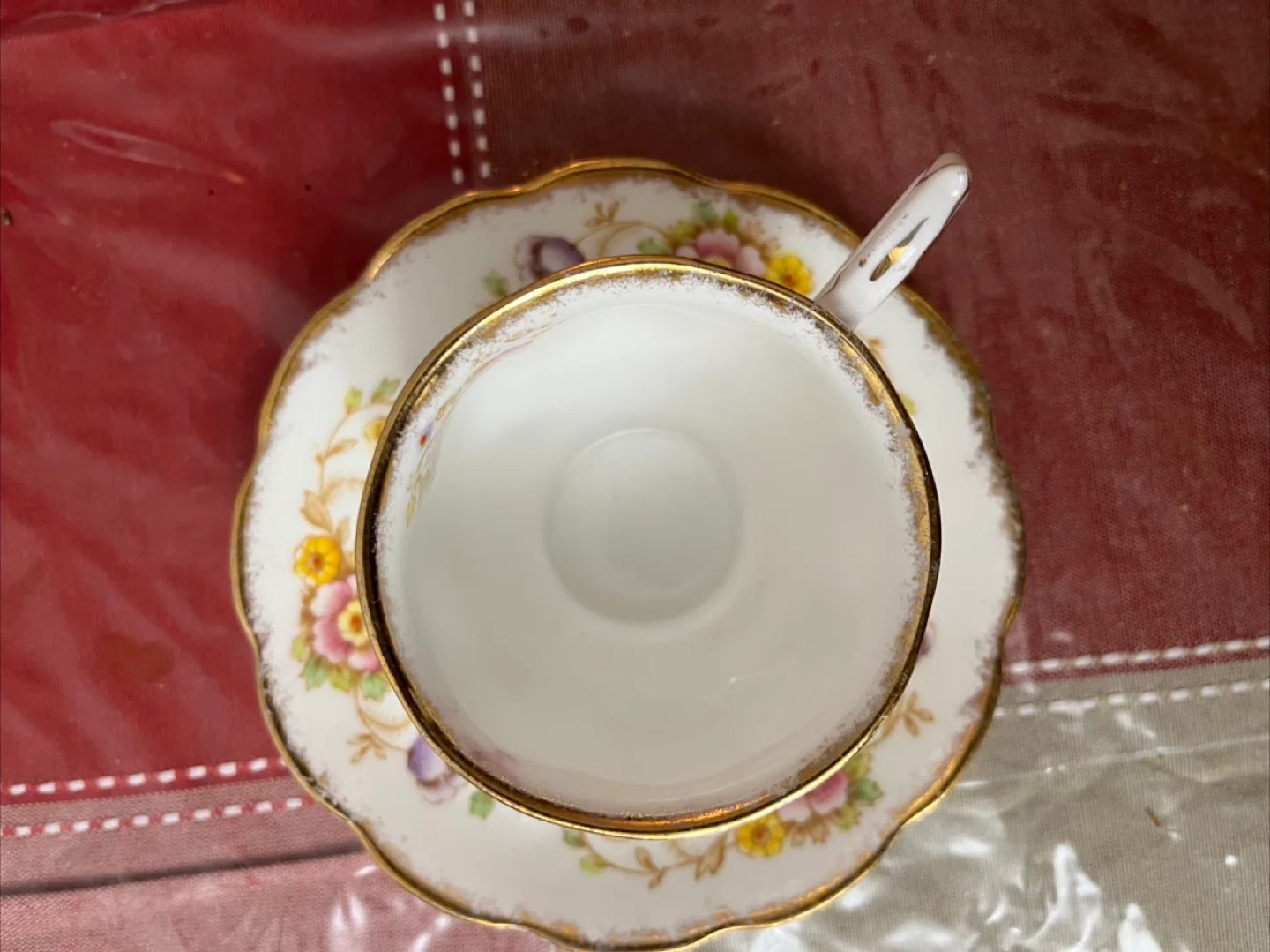 Royal Albert Evesham China Teacup & Saucer image indicator(3)