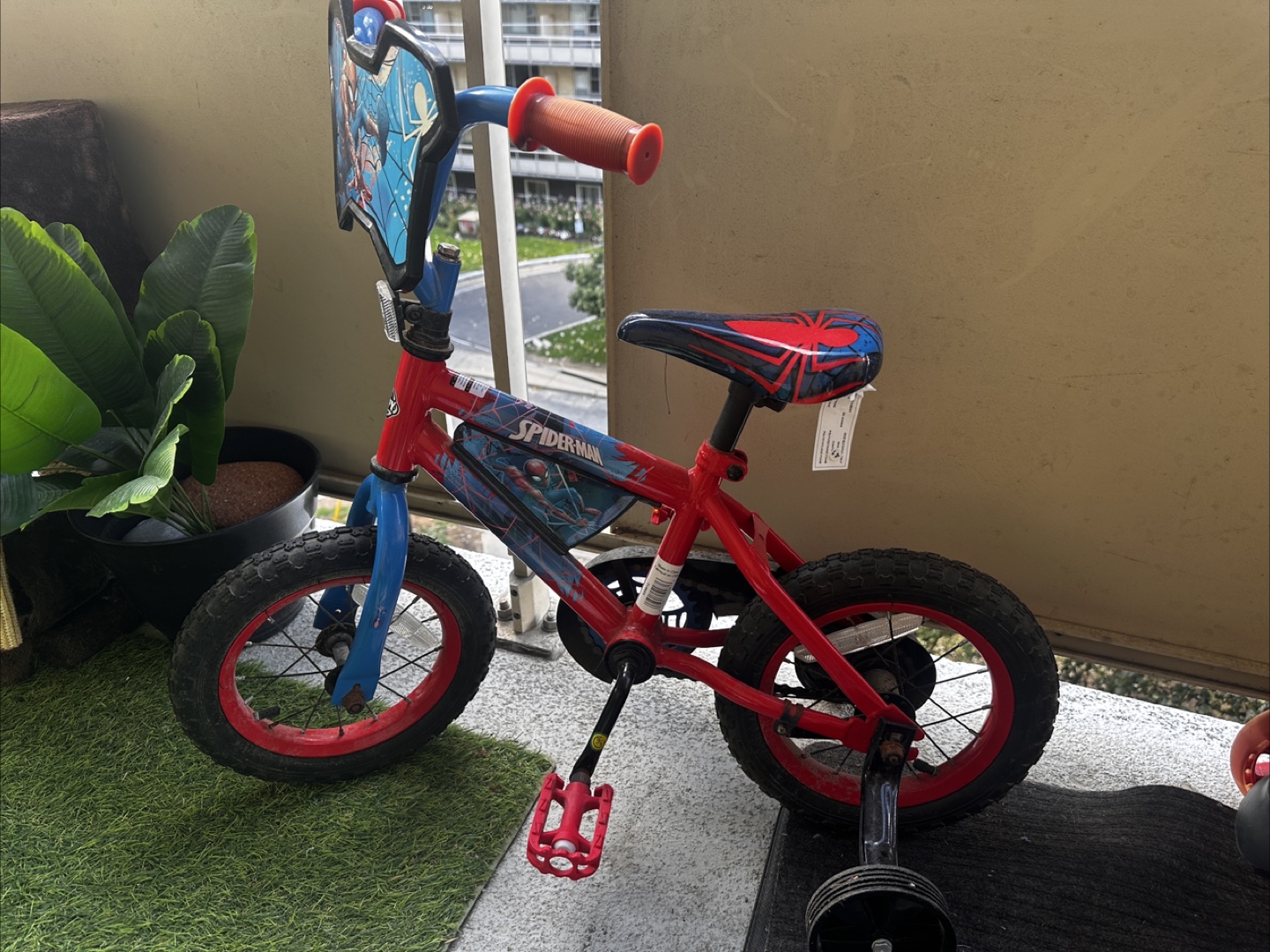 Spiderman Kids Bike - photo 2
