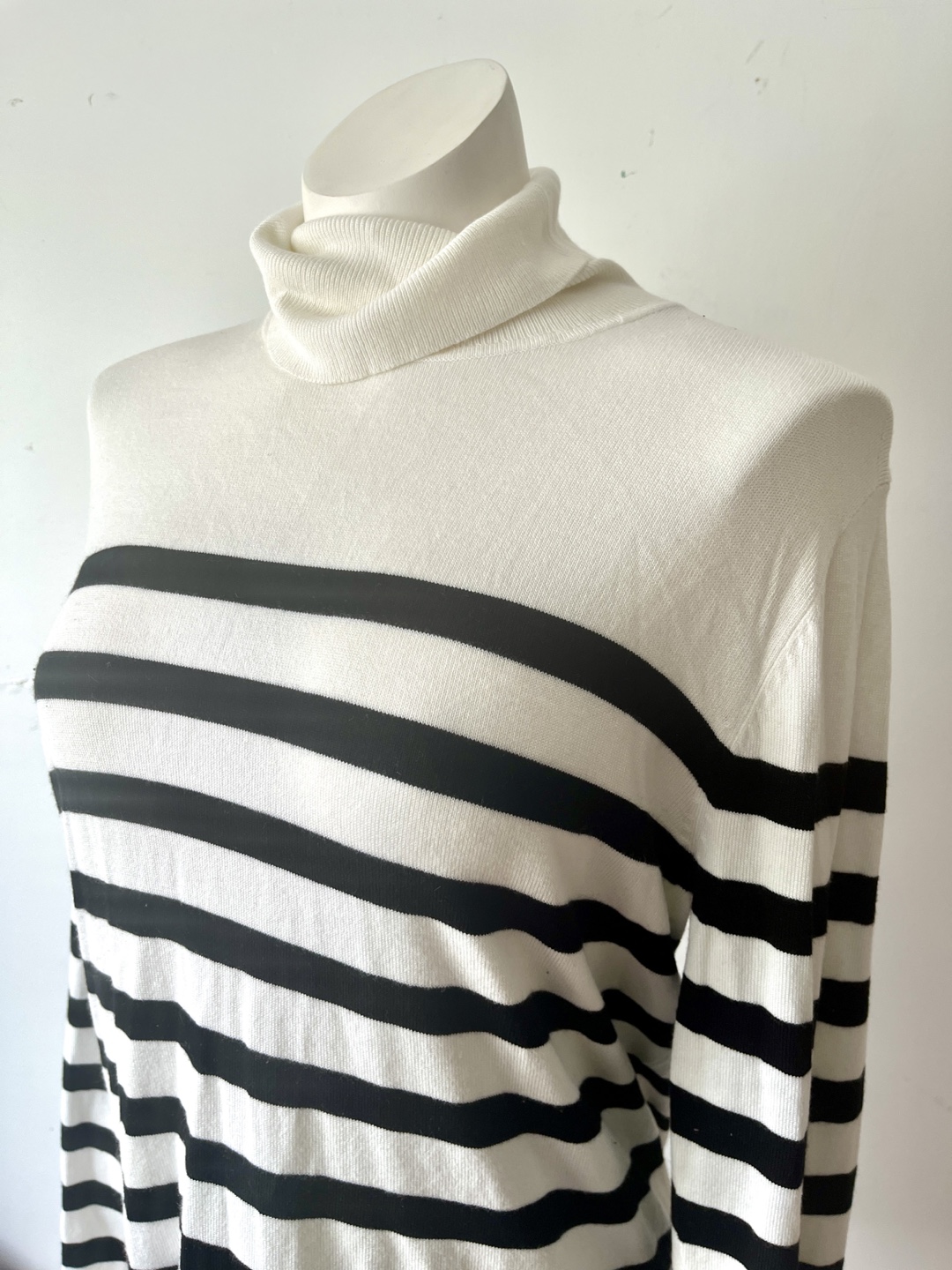 Striped Turtleneck - Size L - photo 2