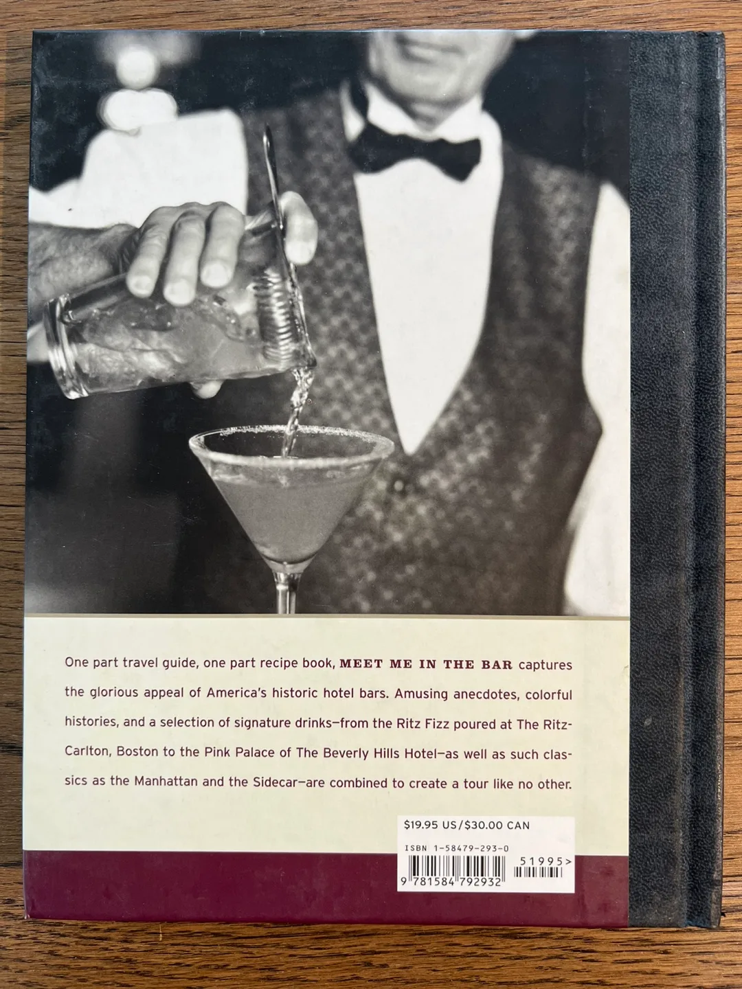 Meet Me in the Bar: Classic Drinks Book image indicator(2)