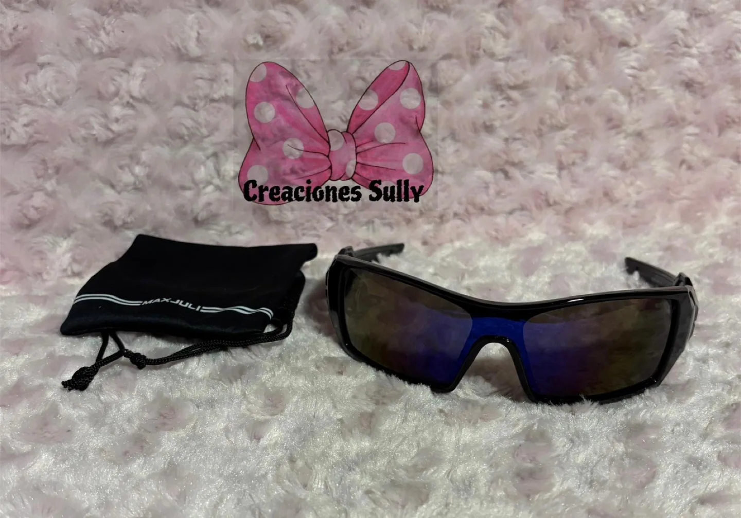 Max Juli Sunglasses with Case thumbnail
