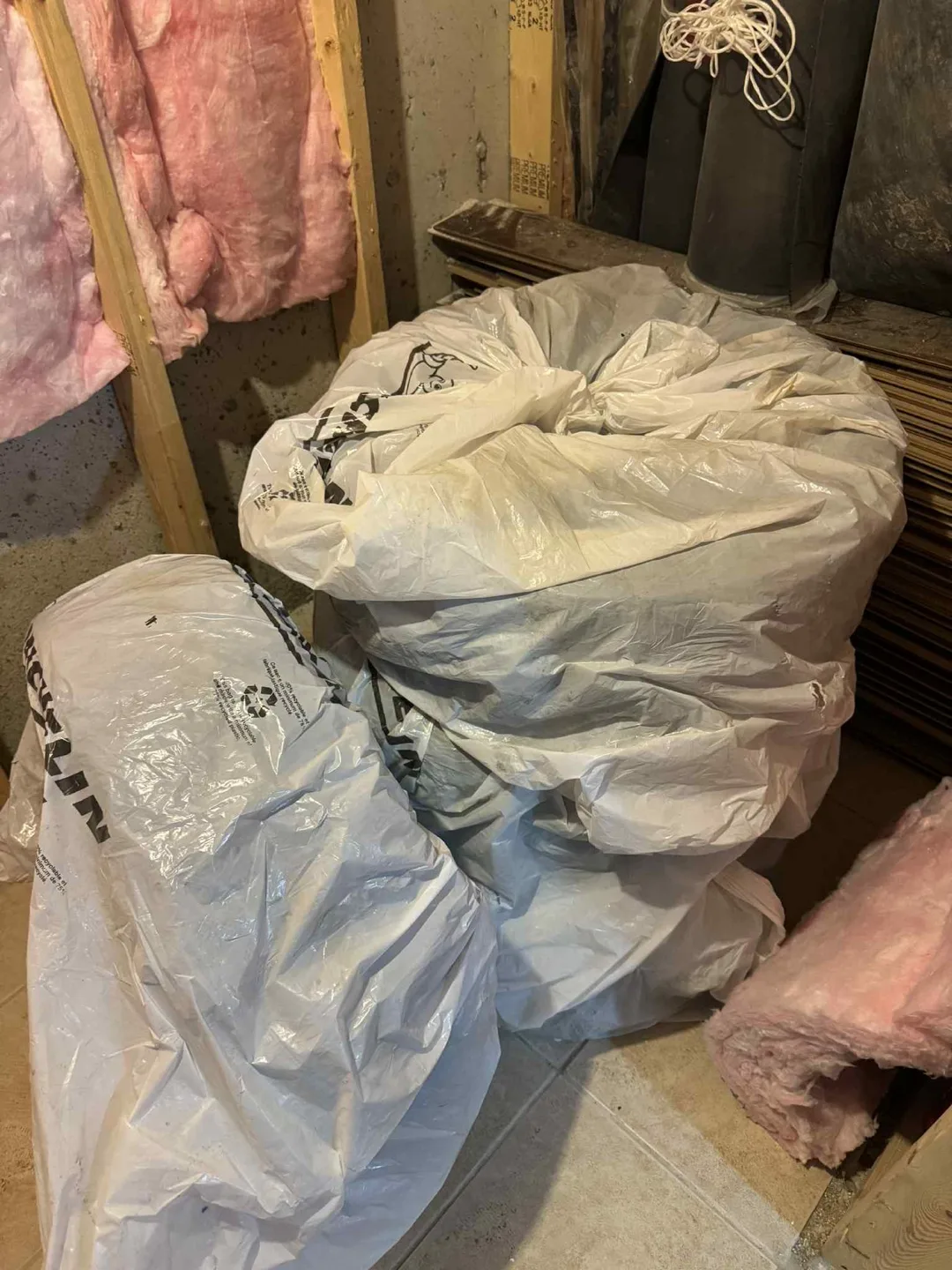 215/55R16 97T Winter Tires image indicator(2)