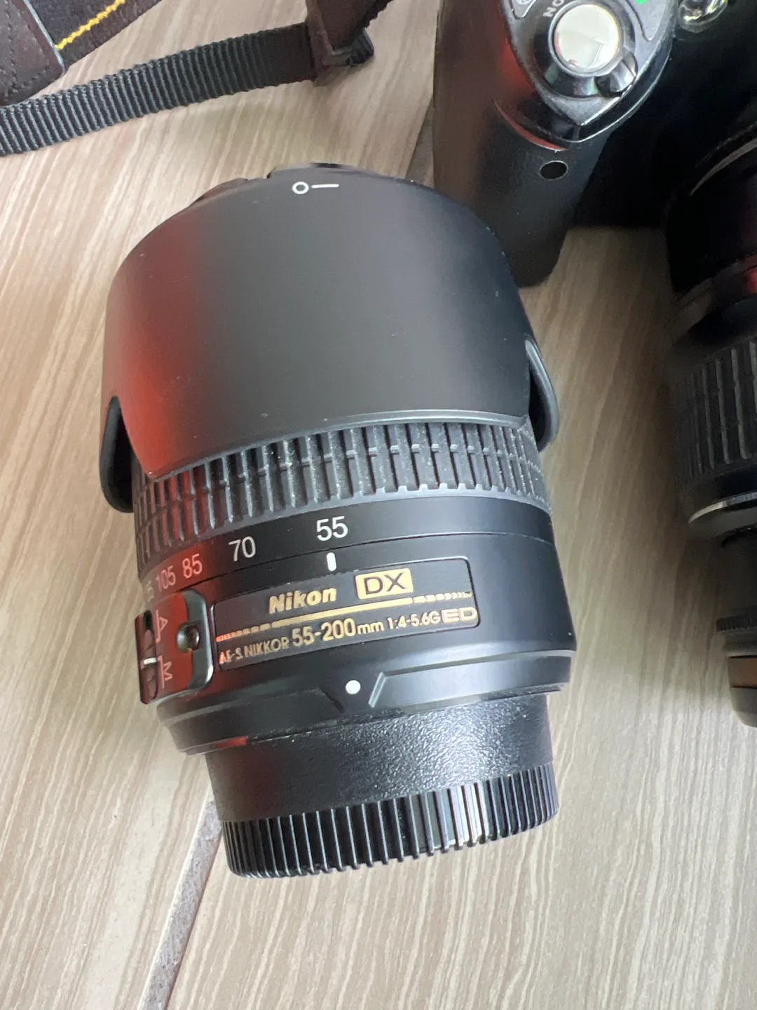 Nikon D40 Digital Camera with 55-200mm & 18-55mm Lenses image indicator(3)