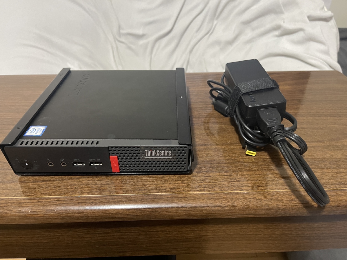 Lenovo ThinkCentre M710q Mini PC