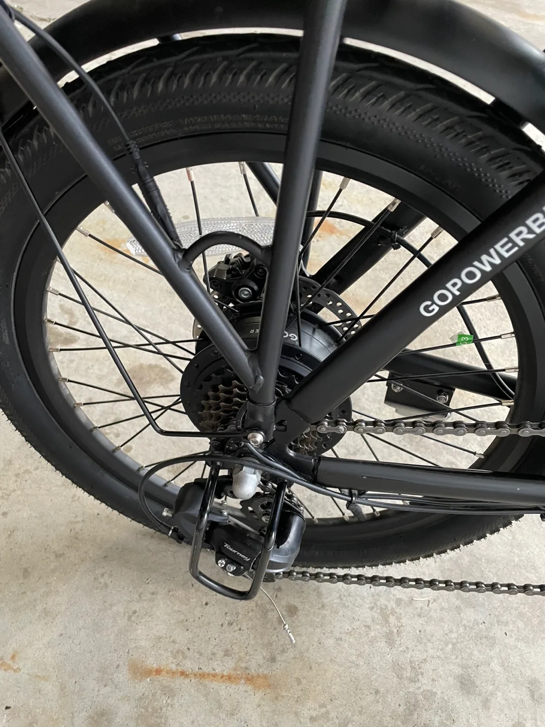 GOCity Foldable E-Bike (500W 72km Range 32km/h) $1,299 image indicator(3)