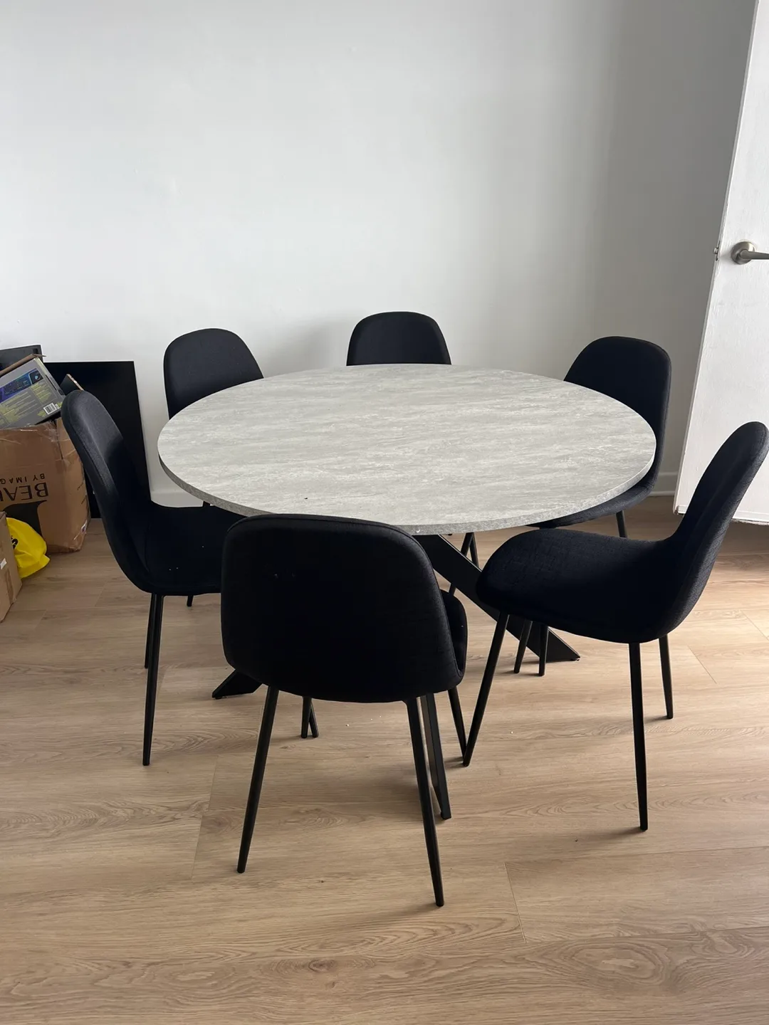 Round Dining Table with 6 Black Chairs thumbnail