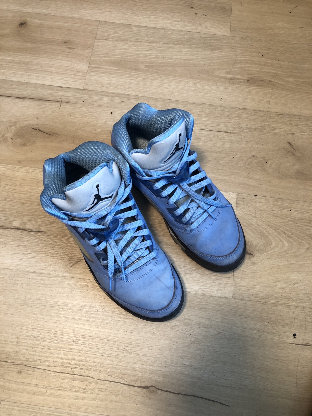 Air Jordan 5 Retro University Blue