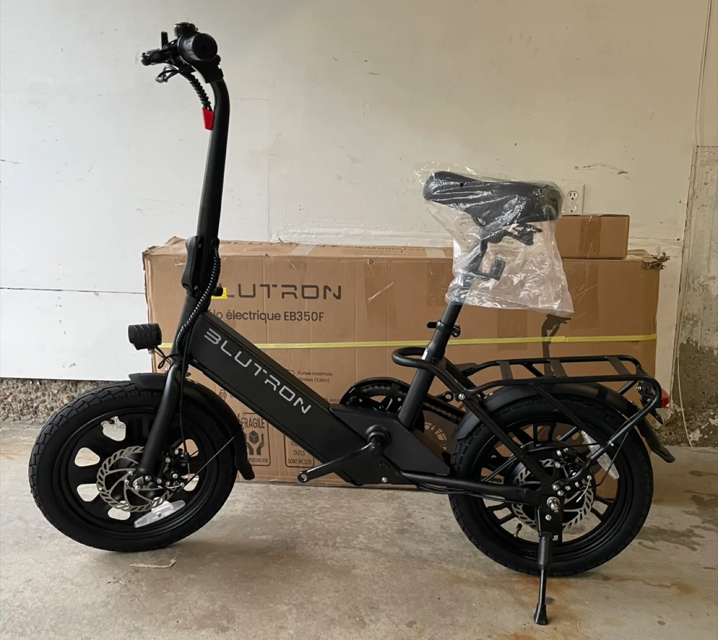 Blutron EB35OF E-Bike (350W / 33km Range / 32km/h Speed) - $565 image indicator(5)