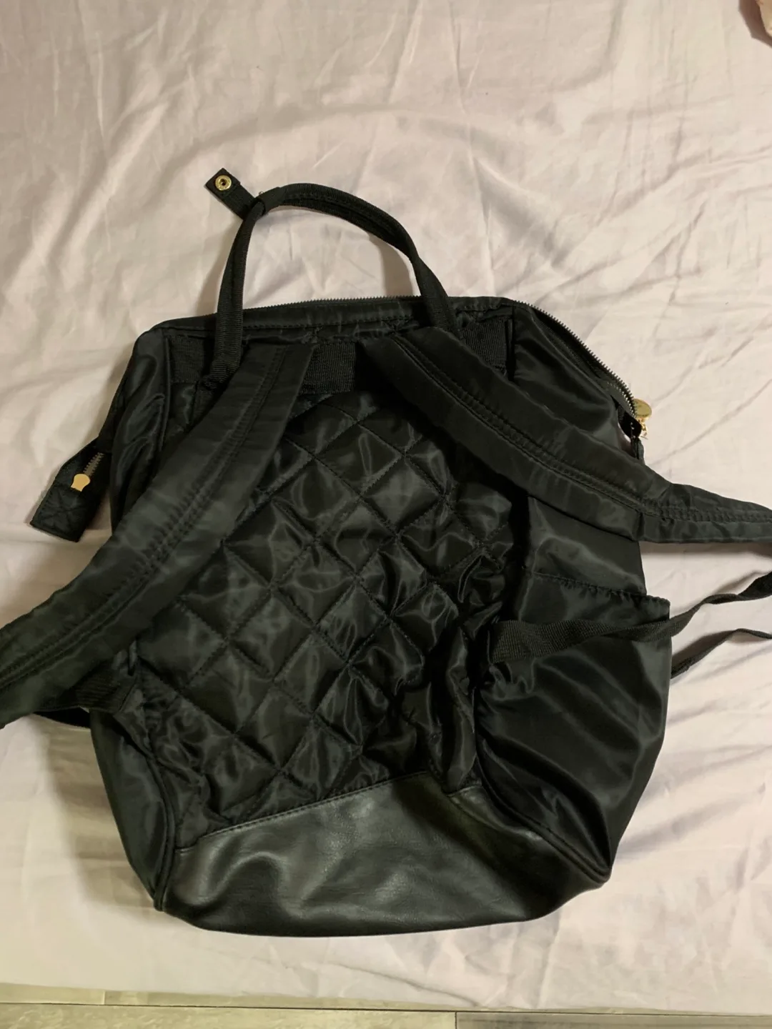 Black Backpack with Star Interior image indicator(3)