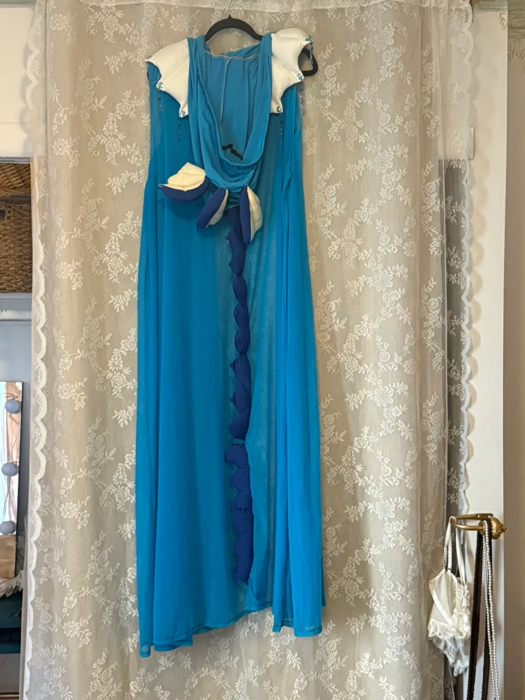 Vaporeon Pokémon cosplay cloak/cape image indicator(5)