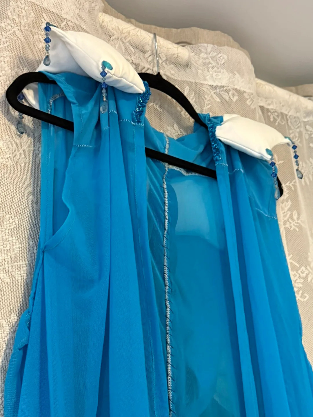 Vaporeon Pokémon cosplay cloak/cape image indicator(3)