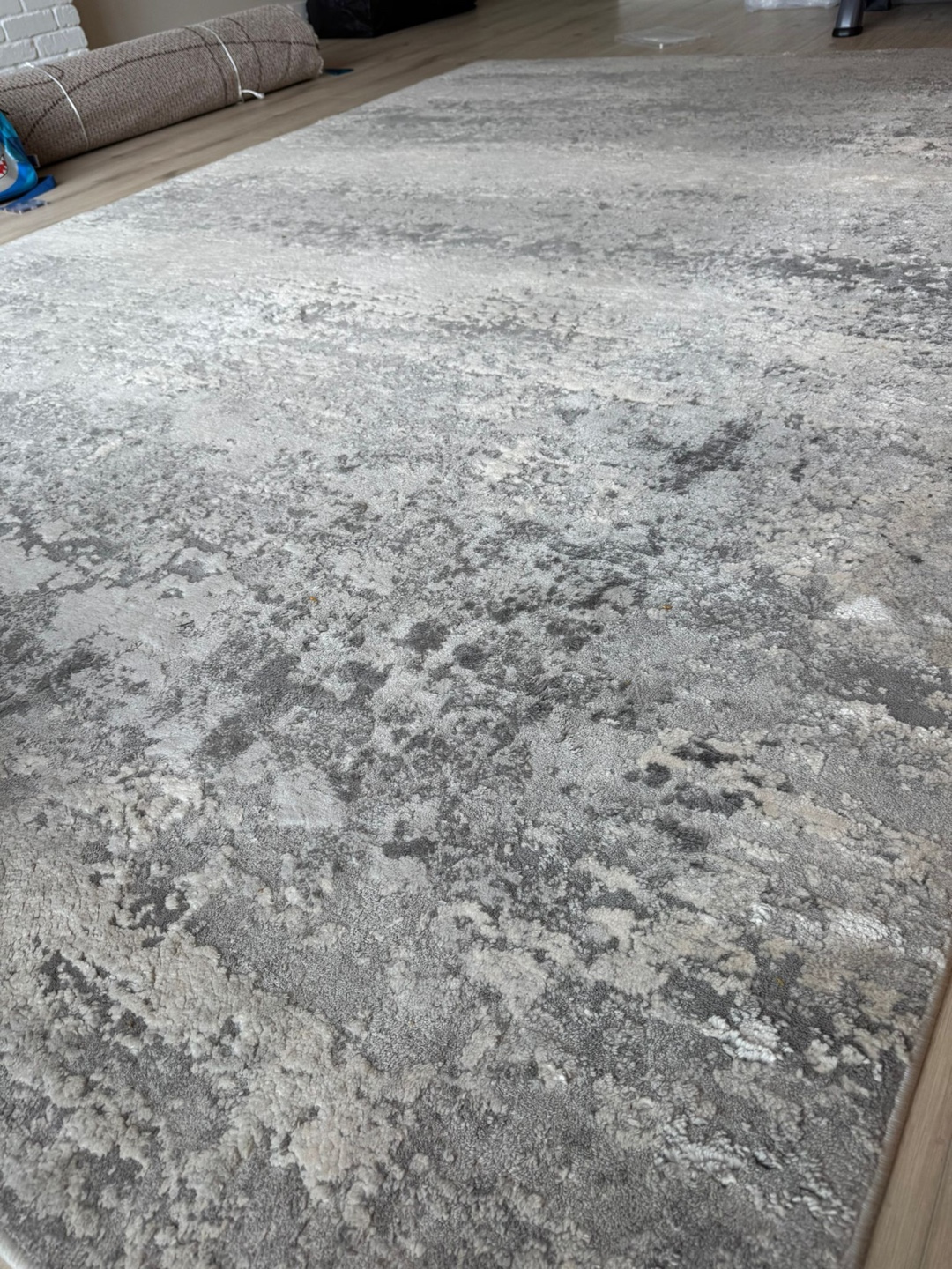Grey Abstract Area Rug - photo 3