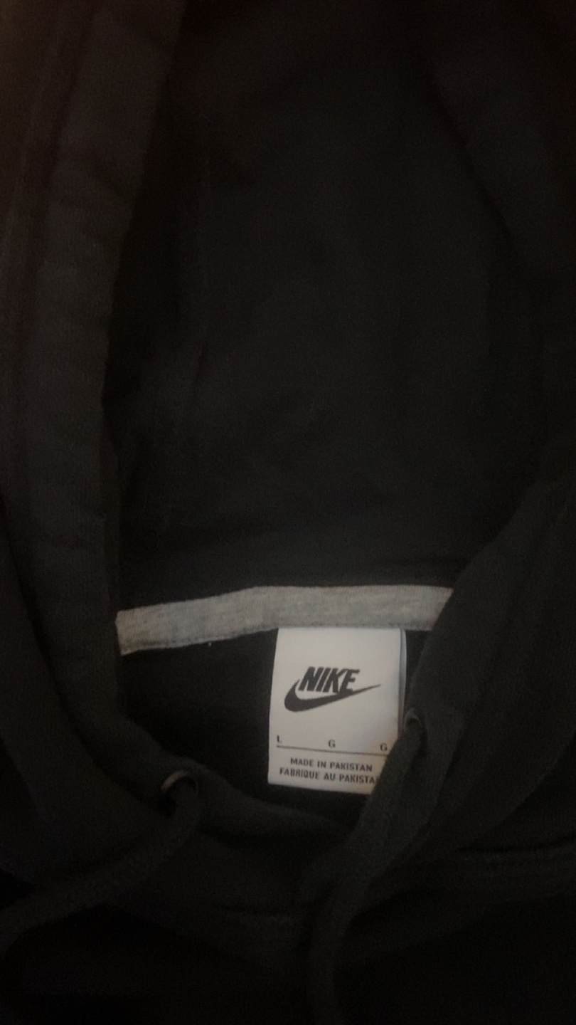 Nike Black Hoodie - photo 2