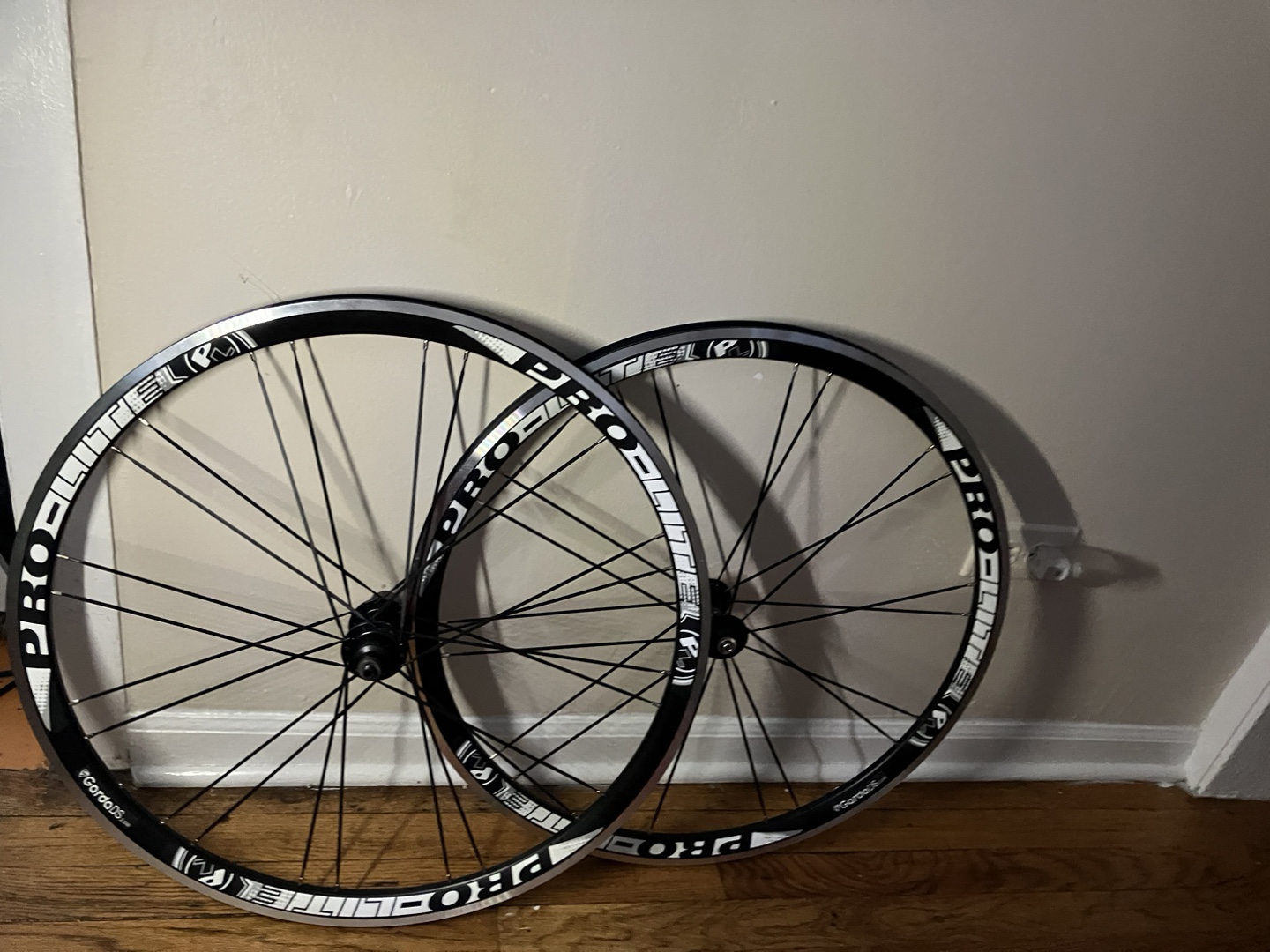 Pro-Lite Garda 700c Road Bike Wheelset - photo 3