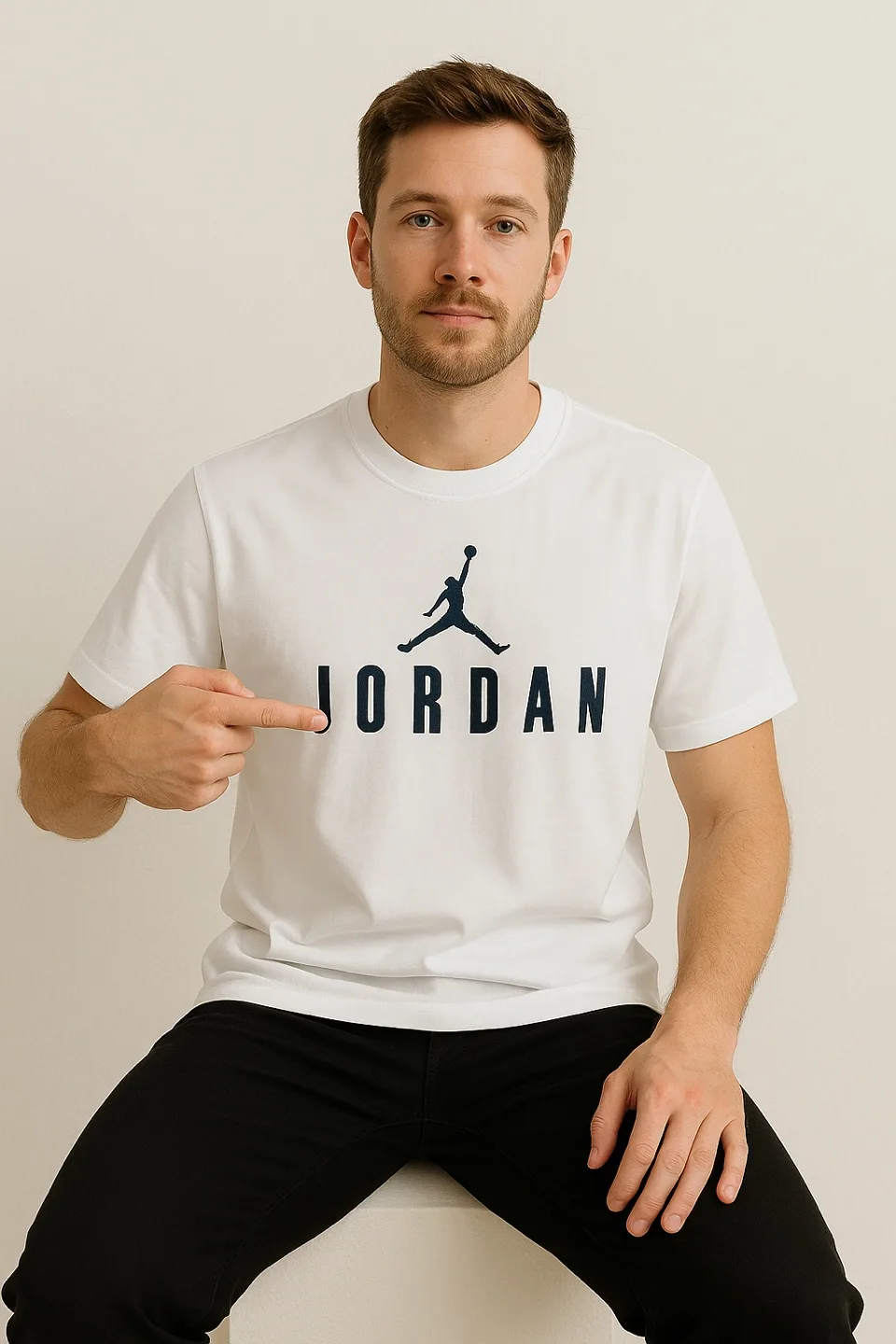 New Jordan T-Shirt - Size XL thumbnail