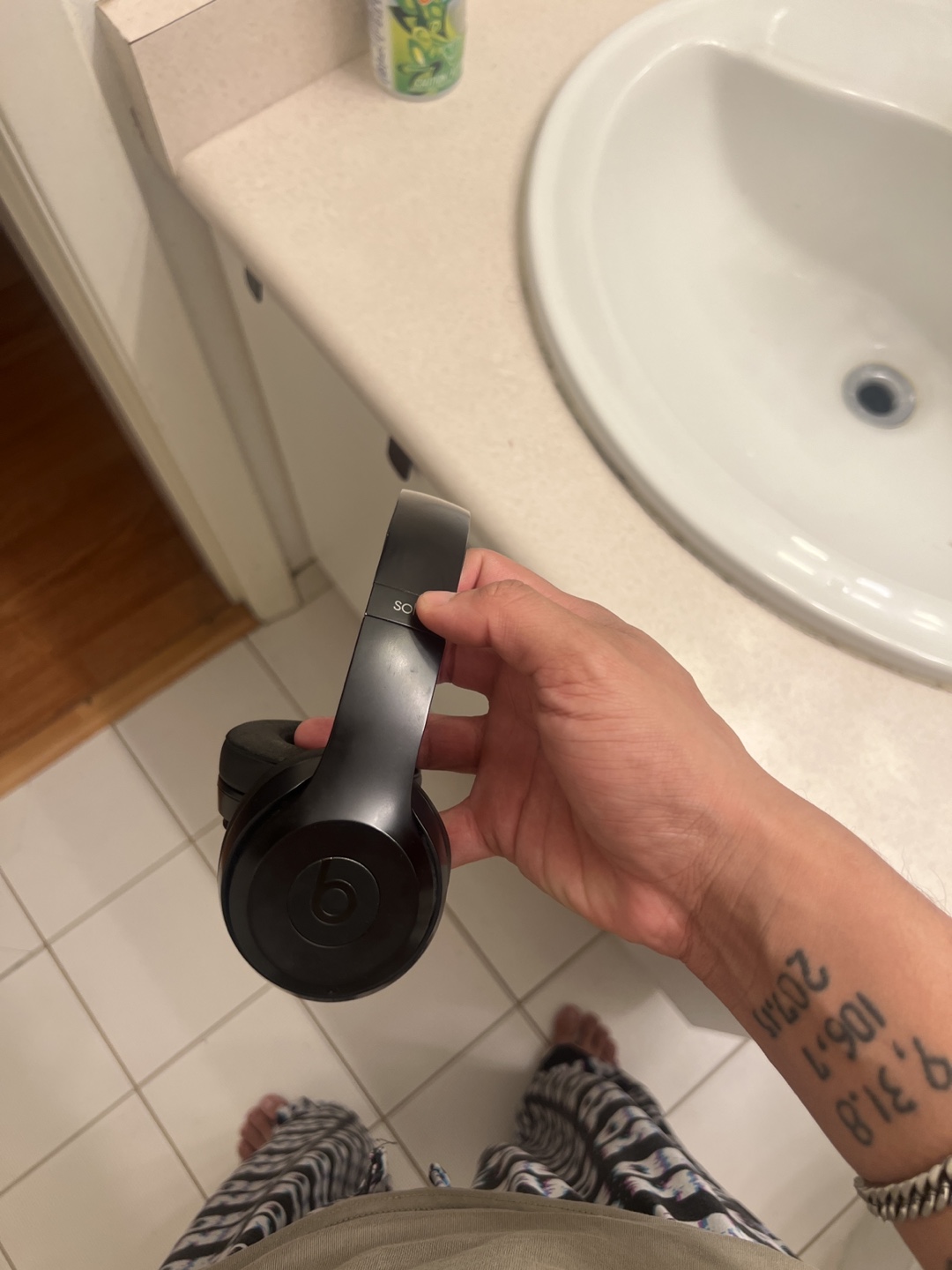 Beats Solo Wireless Headphones - Black - photo 2