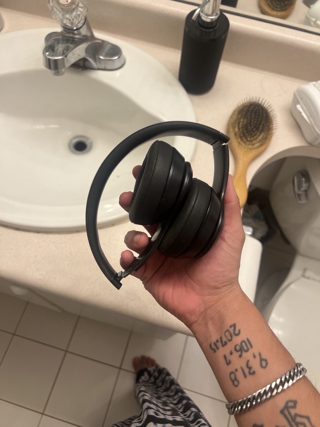 Beats Solo Wireless Headphones - Black
